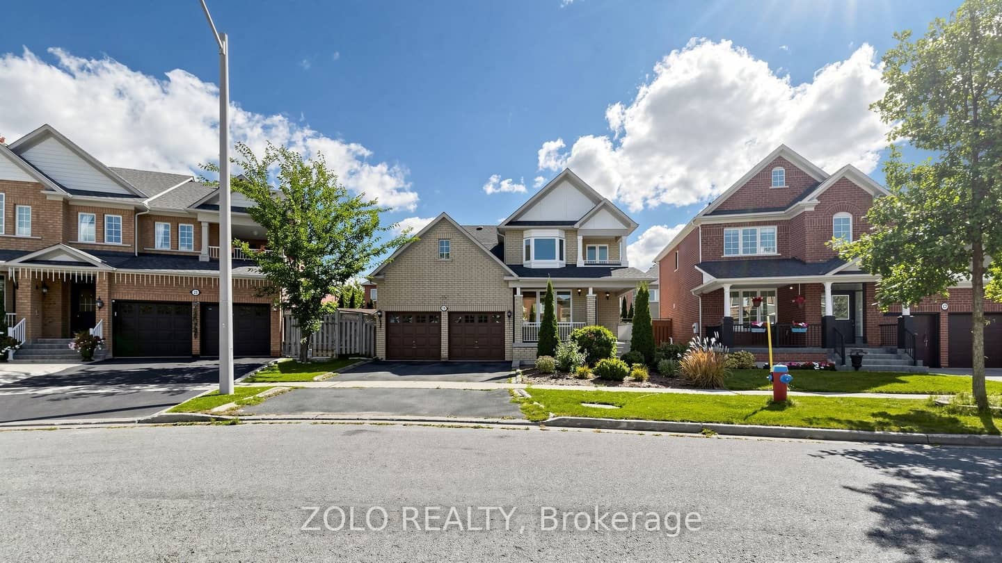 19 Waldron Crescent, Richmond Hill, ON L4E 4A3
