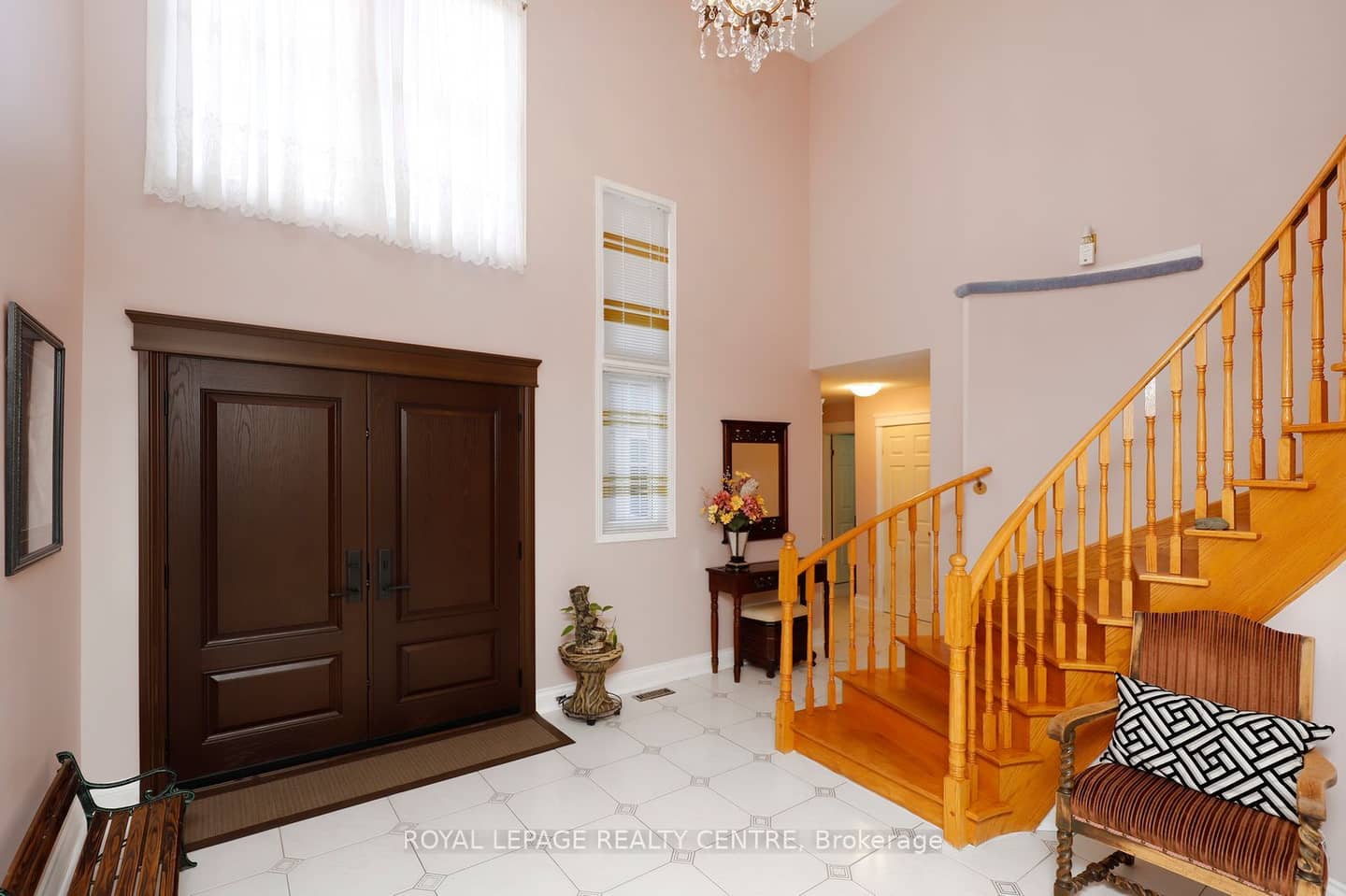 5680 Oldcastle Crescent, Mississauga, ON L5M 4X5