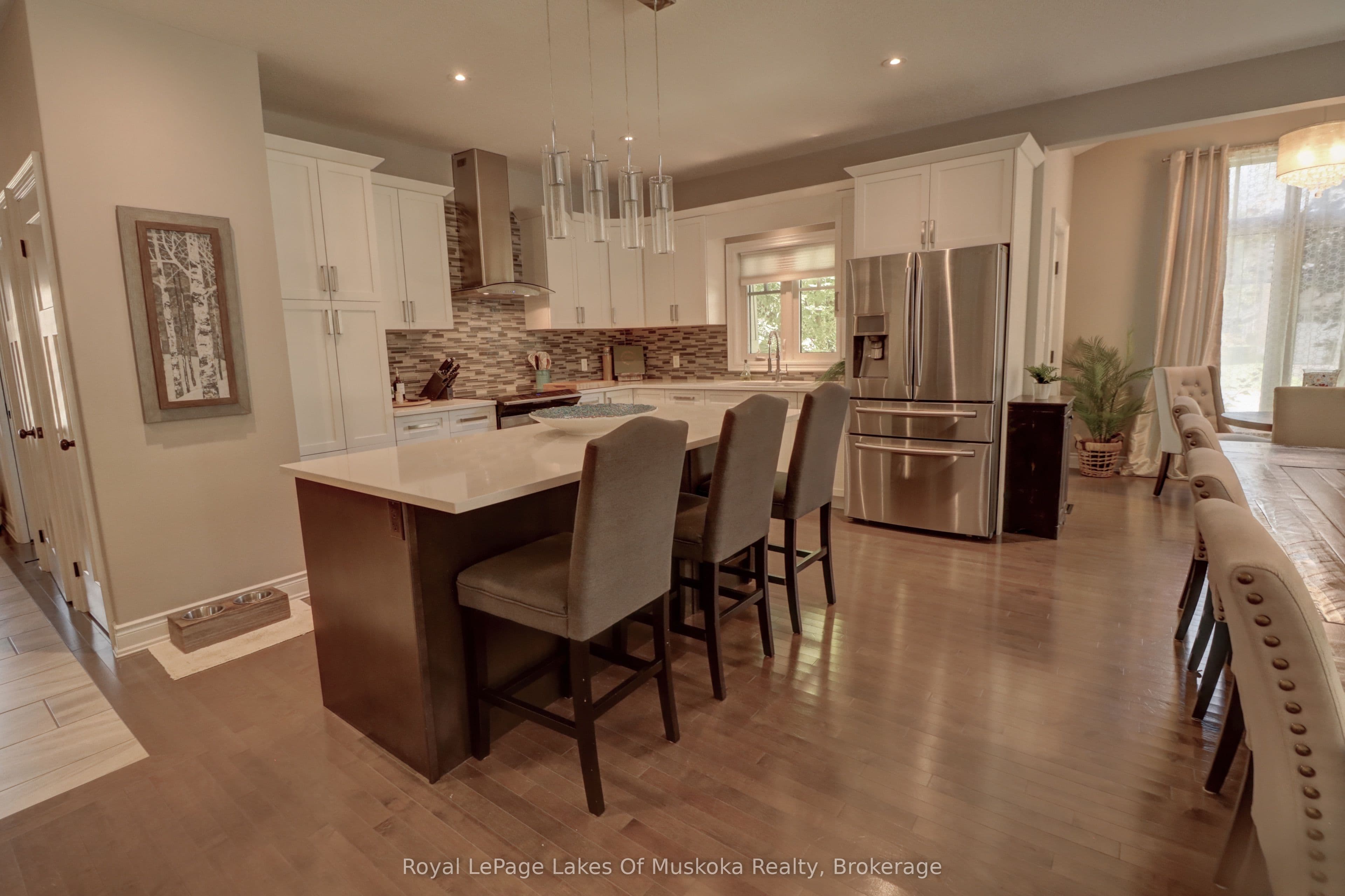3 Homestead Lane, Huntsville, ON P1H 2N8