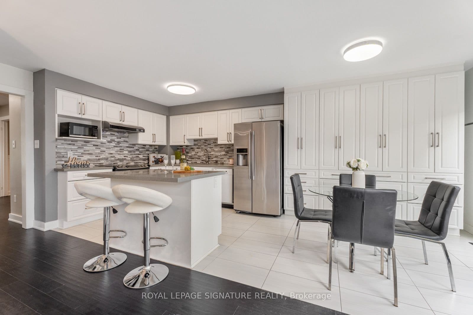 2053 Blue Ridge Crescent, Pickering, ON L1X 2M5