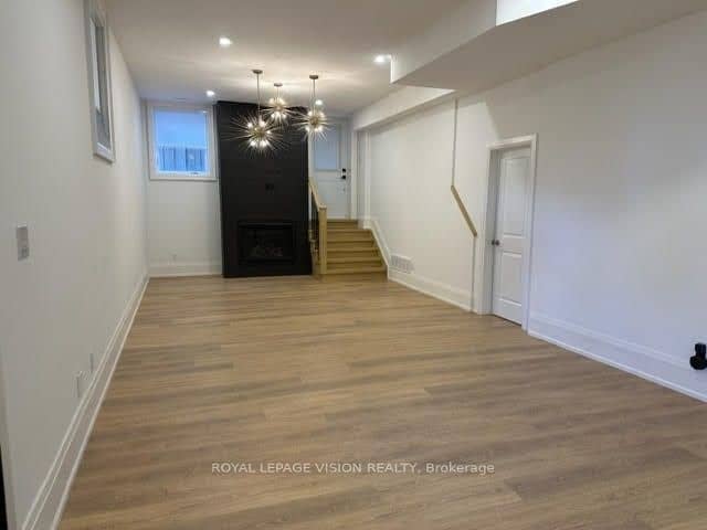 732 West Shore Boulevard, Pickering, ON L1W 2V1