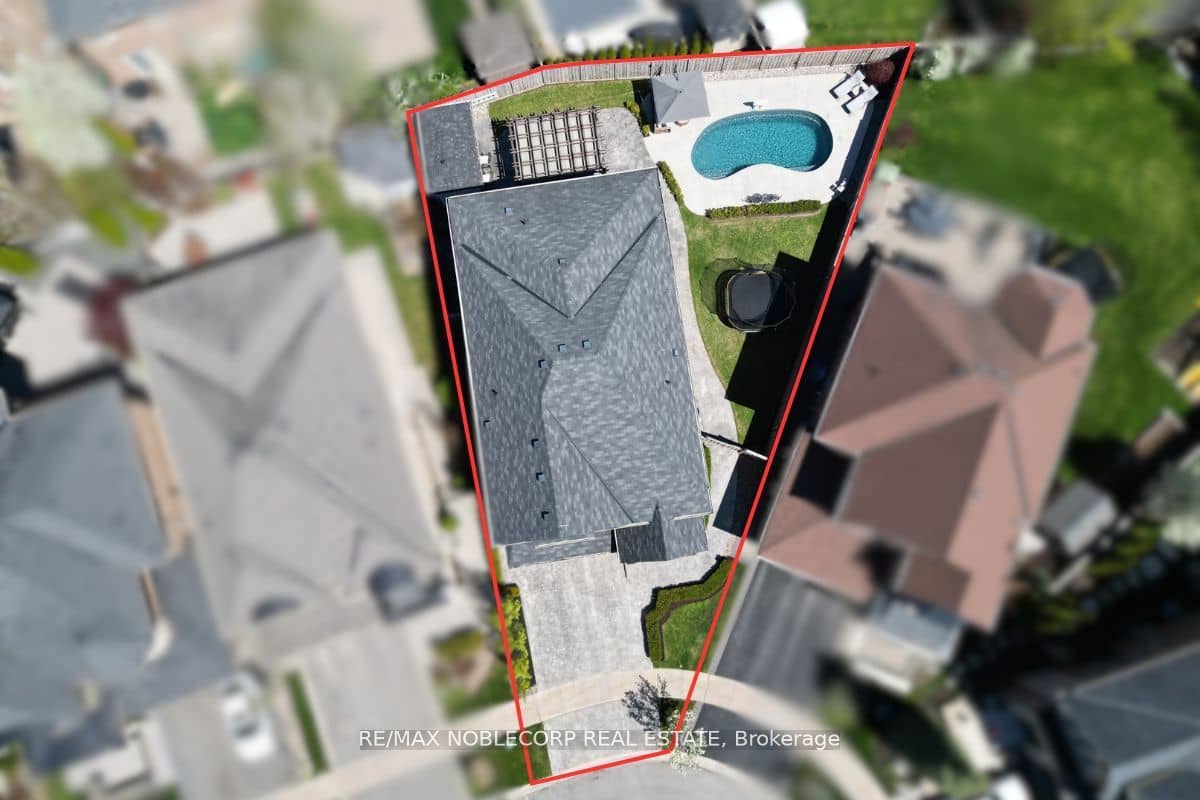27 Gorman Avenue, Vaughan, ON L4H 3L4