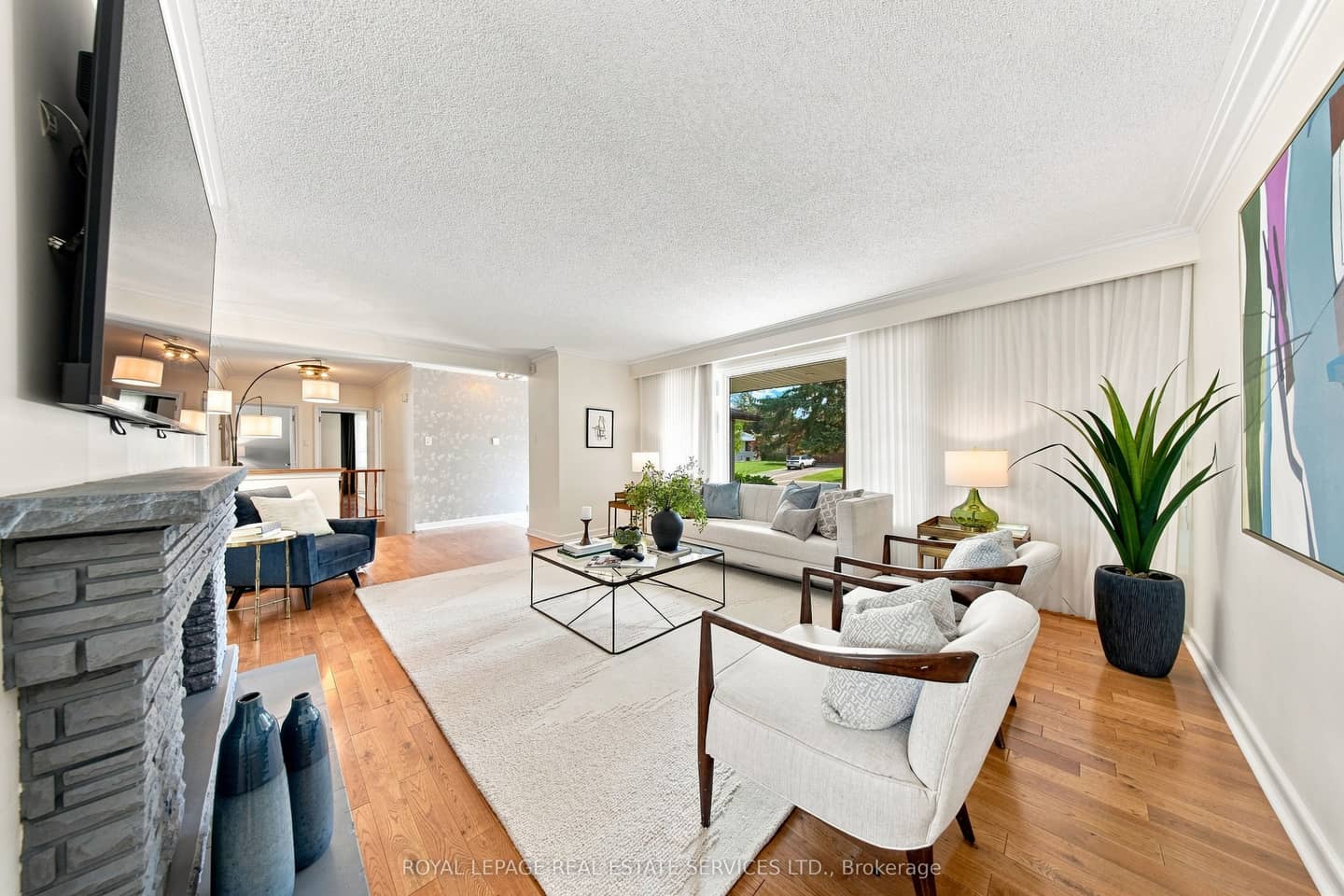 16 Oldham Road, Toronto, ON M9A 2B7