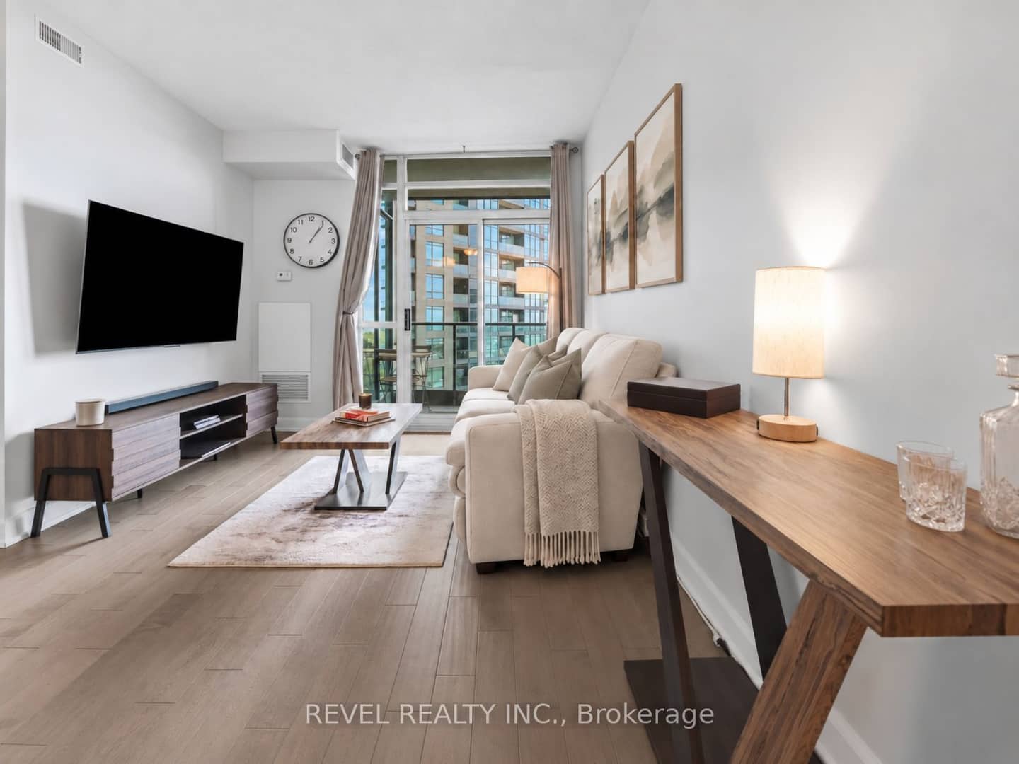 231 Fort York Boulevard 2001, Toronto, ON M5V 1B2