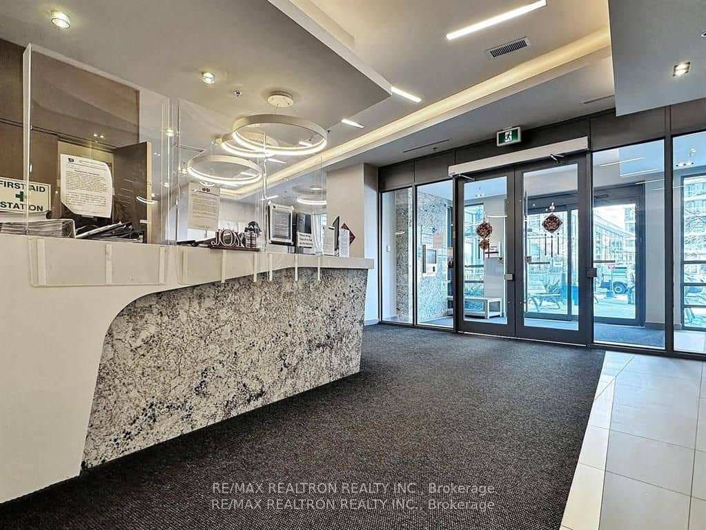 195 Bonis Avenue 304, Toronto, ON M1T 0A5