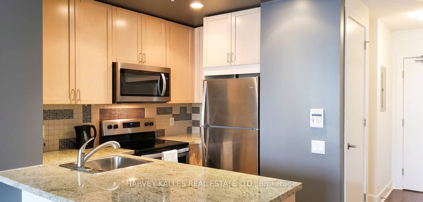 85 Bloor Street E 1603, Toronto, ON M4W 3Y1