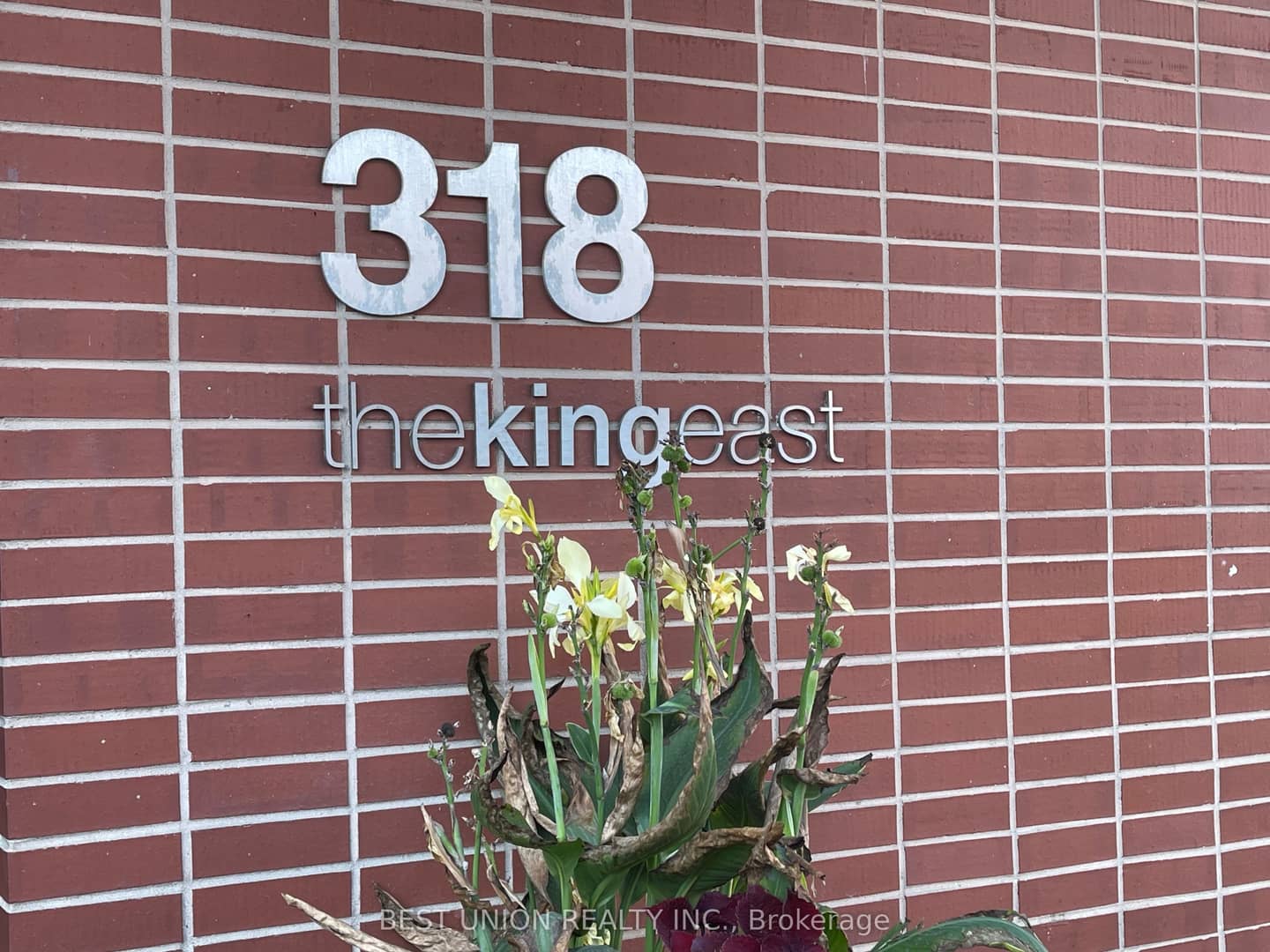 318 King Street E 1313, Toronto, ON M5A 0C1