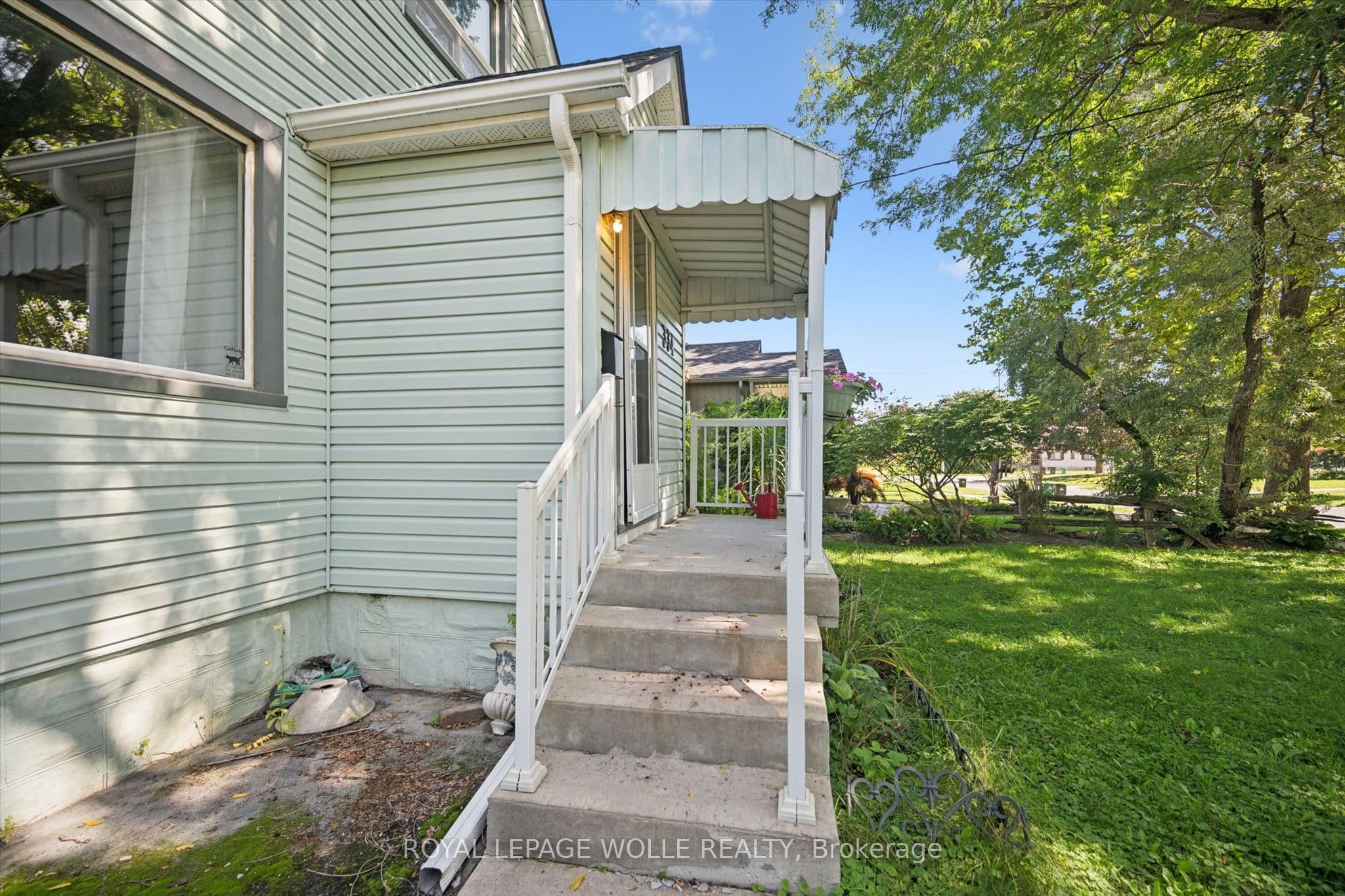 334 Blucher Boulevard, Kitchener, ON N2H 5V9