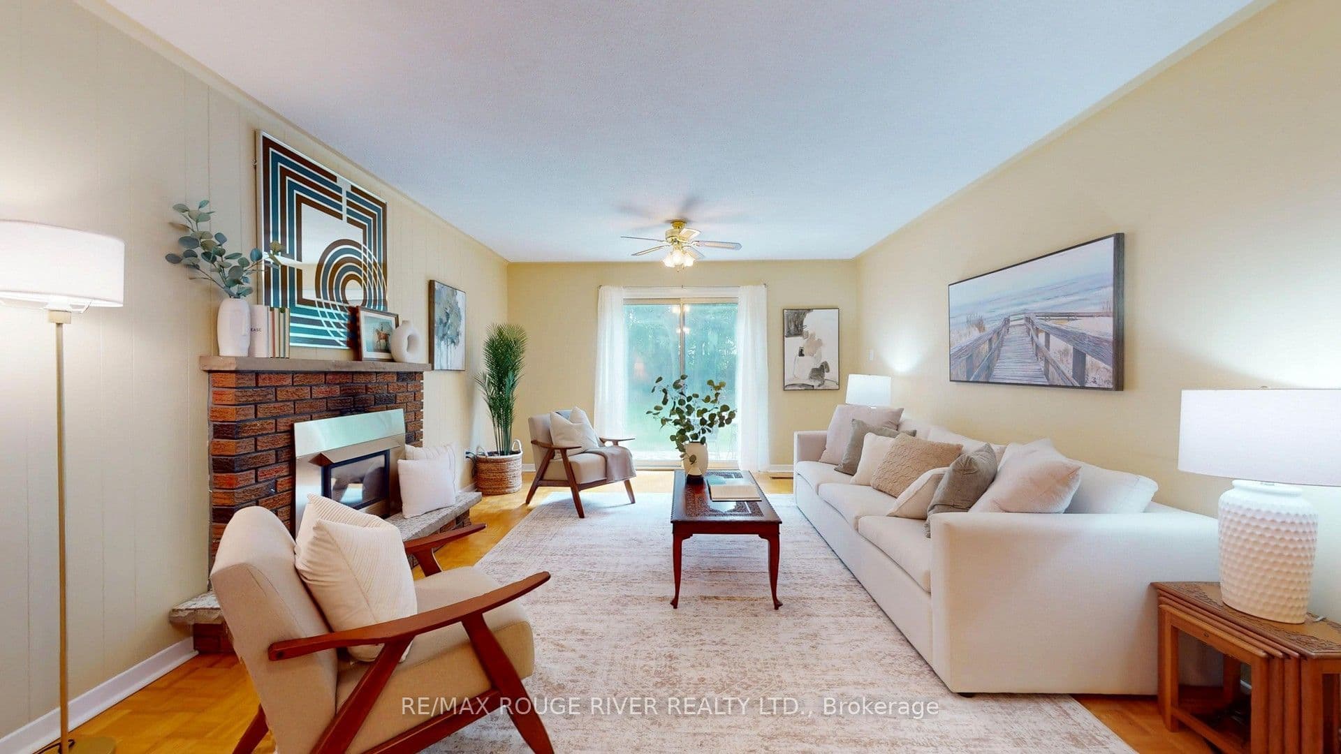 33 Pepper Tree Drive, Toronto, ON M1C 1Y5