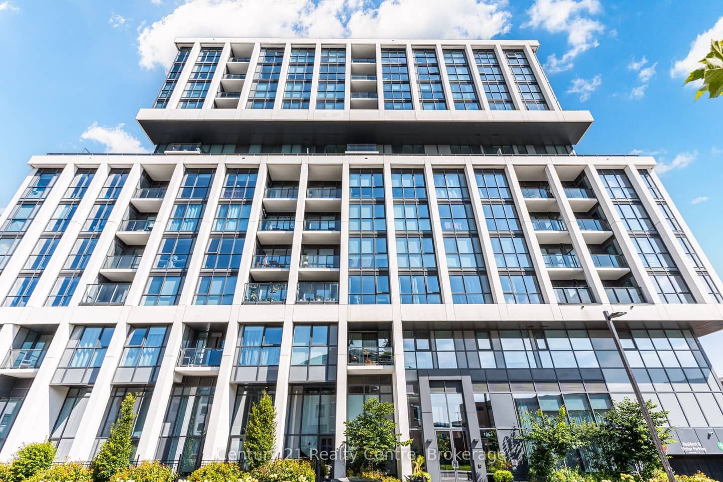 1063 Douglas McCurdy Common 513, Mississauga, ON L5G 0C5