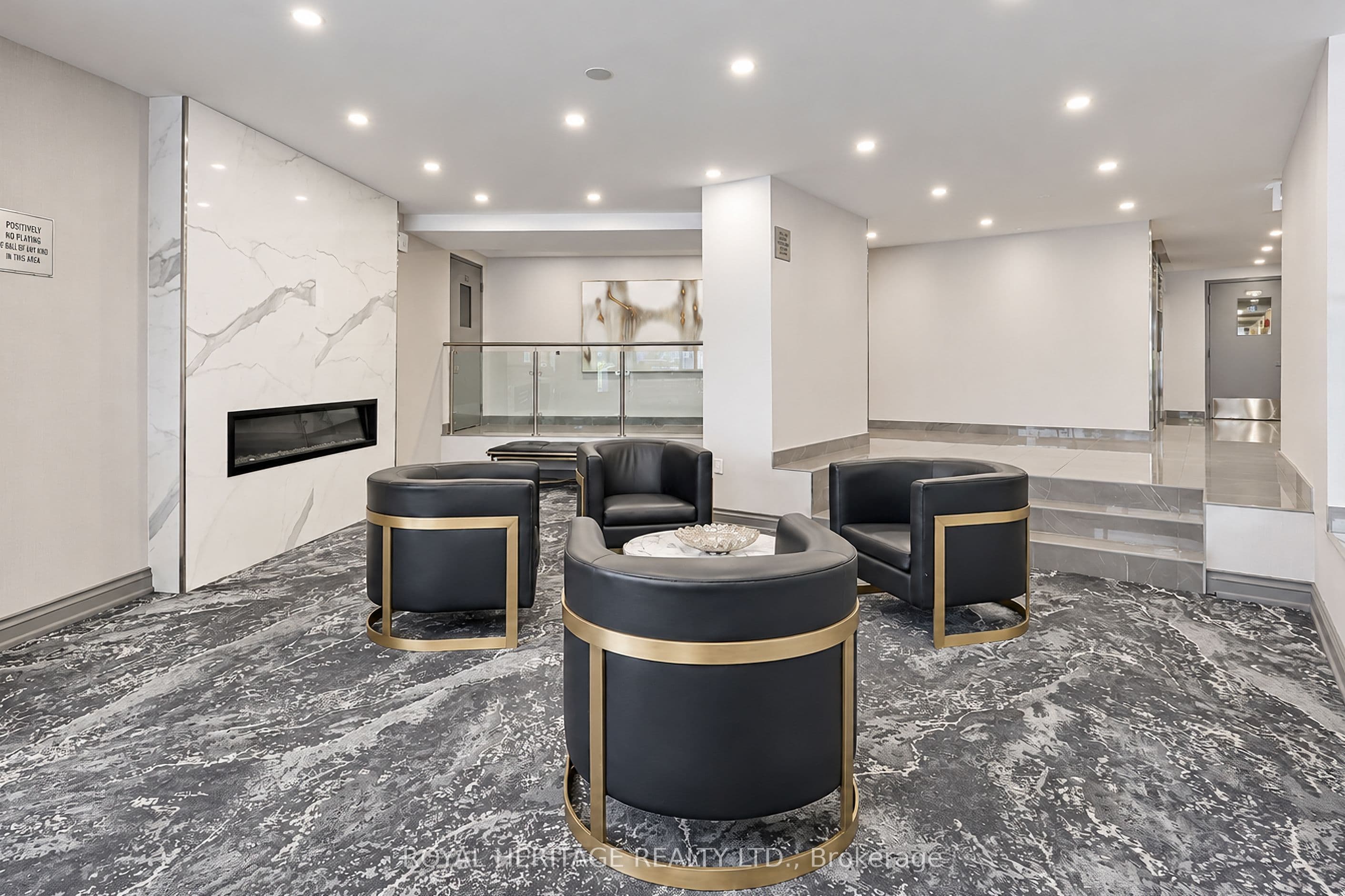 10 Edgecliff Golfway 603, Toronto, ON M3C 3A3