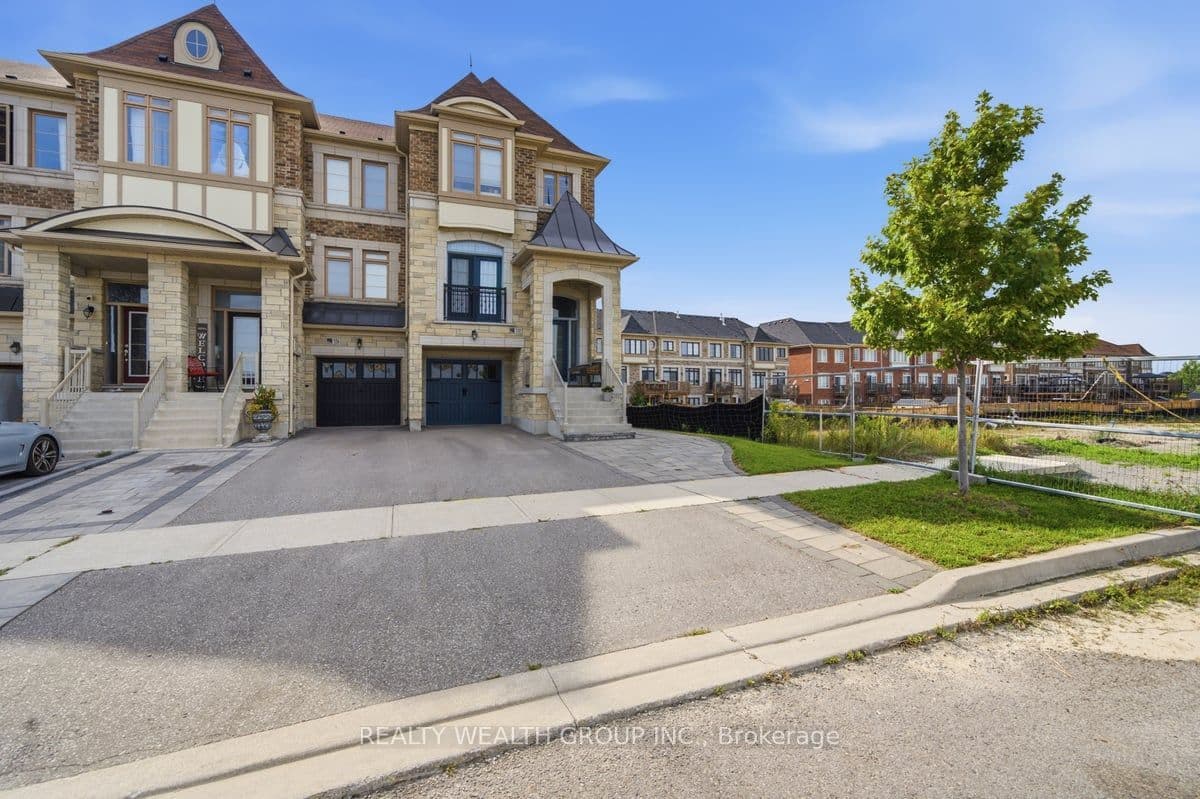 122 Dundonnell Place, Vaughan, ON L4H 4R8