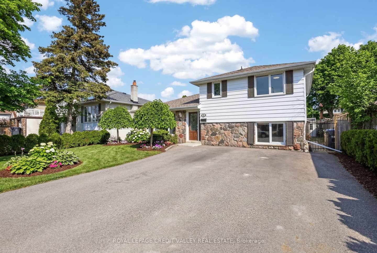 41 Staveley Crescent, Brampton, ON L6W 2S1