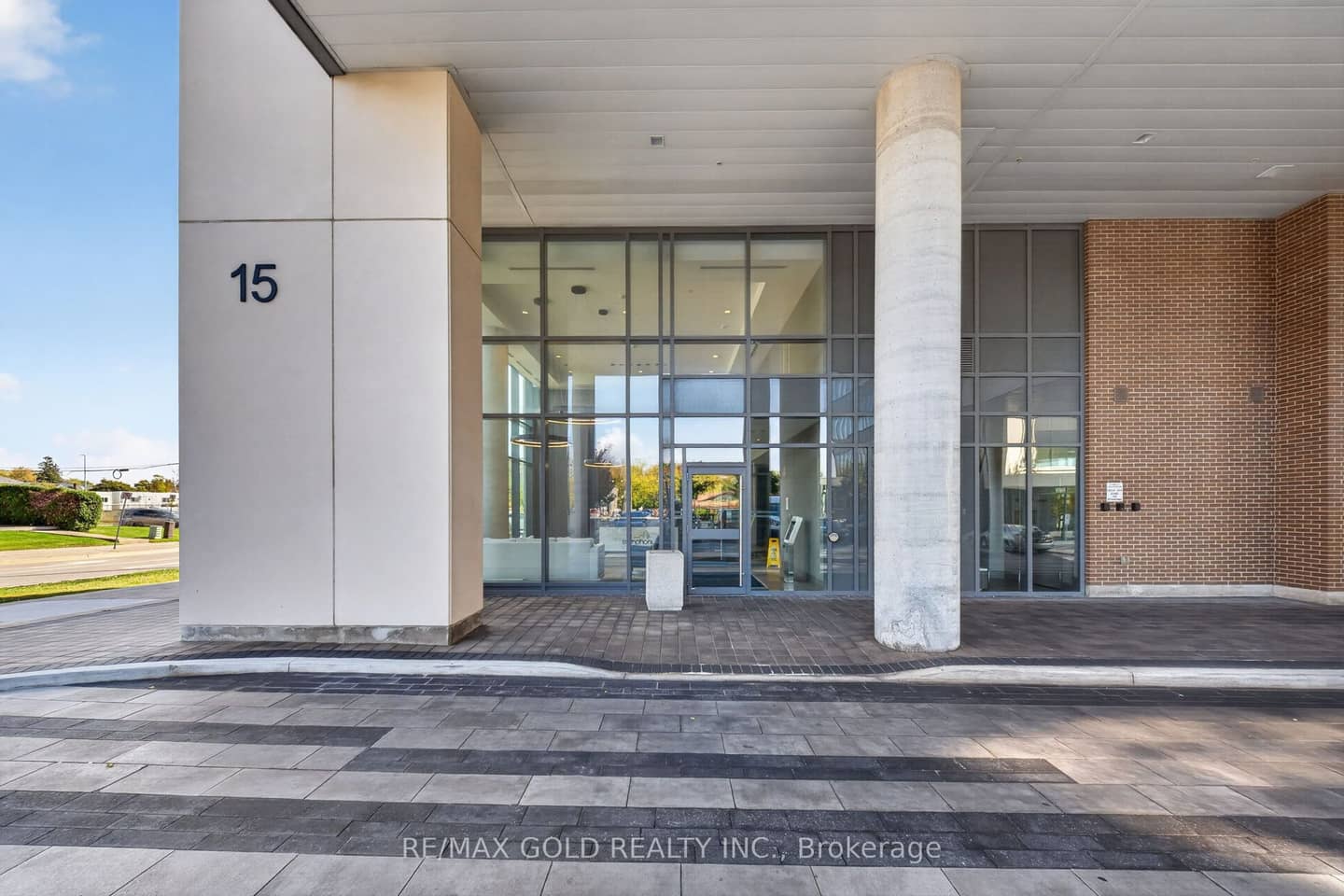 15 LYNCH Street 505, Brampton, ON L6W 0C7