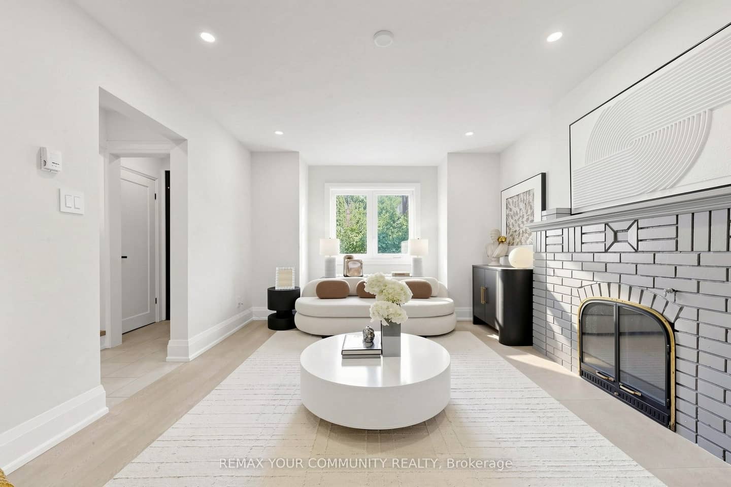 351 Fairlawn Avenue, Toronto, ON M5M 1T5