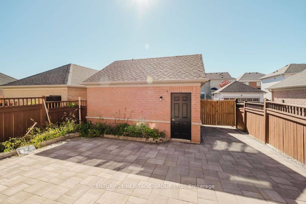 17 Wildmoor Street, Markham, ON L6B 0P1