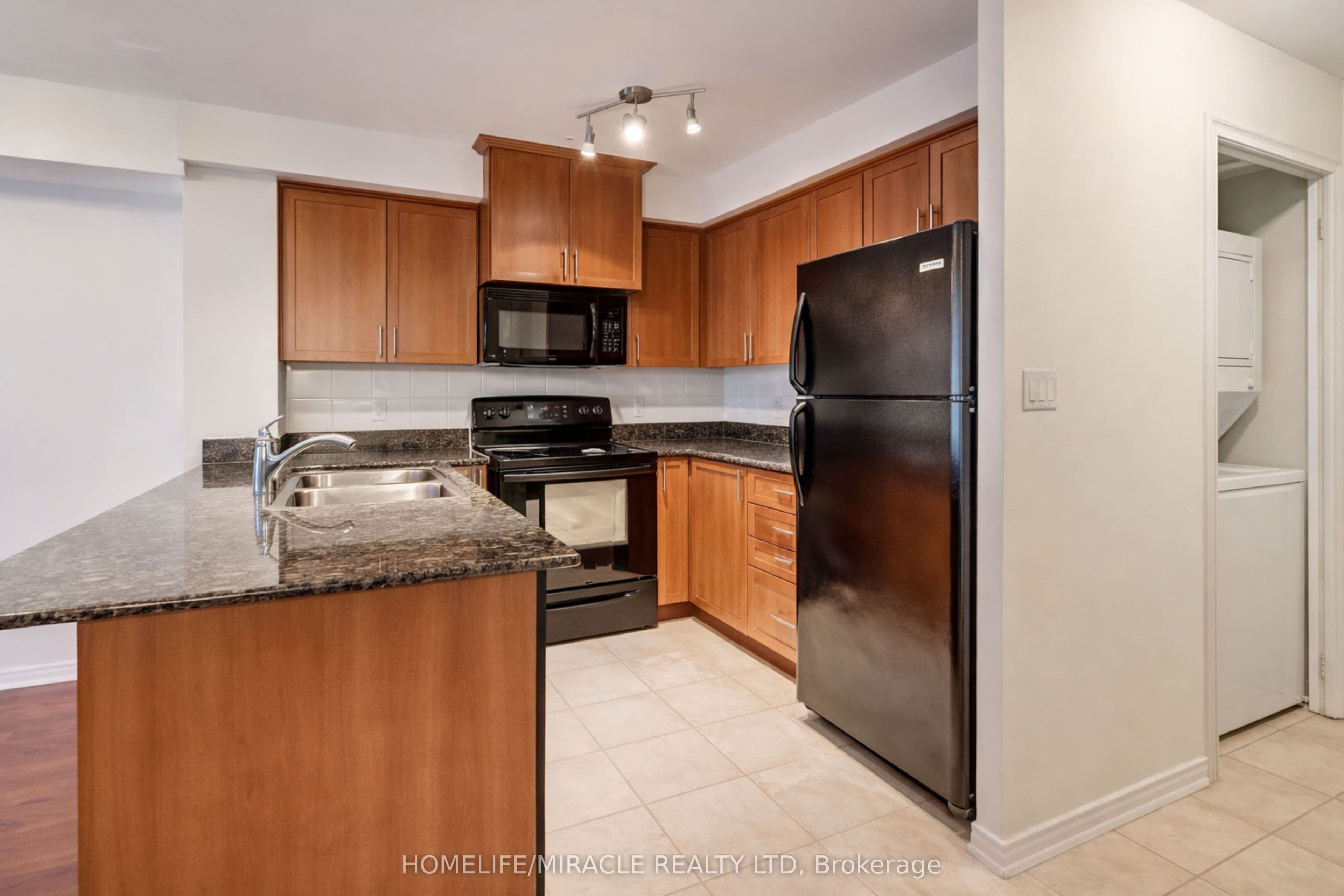 8 Rosebank Drive 5K, Toronto, ON M1B 5Z3