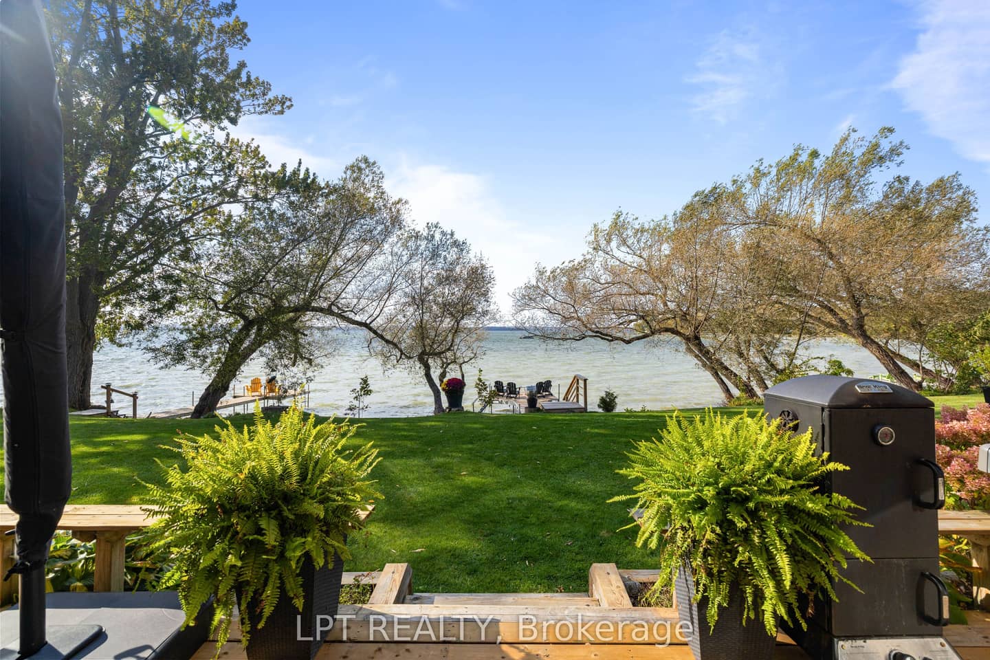9 Davy Point Circle, Georgina, ON L4P 3H2