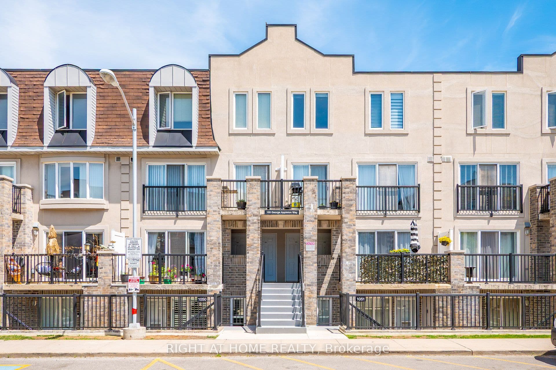 105 George Appleton Way 2151, Toronto, ON M3M 0A2