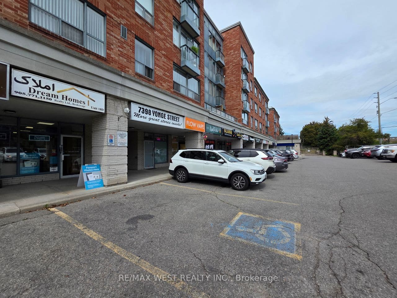 7398 Yonge Street 7d, Vaughan, ON L4J 8J2