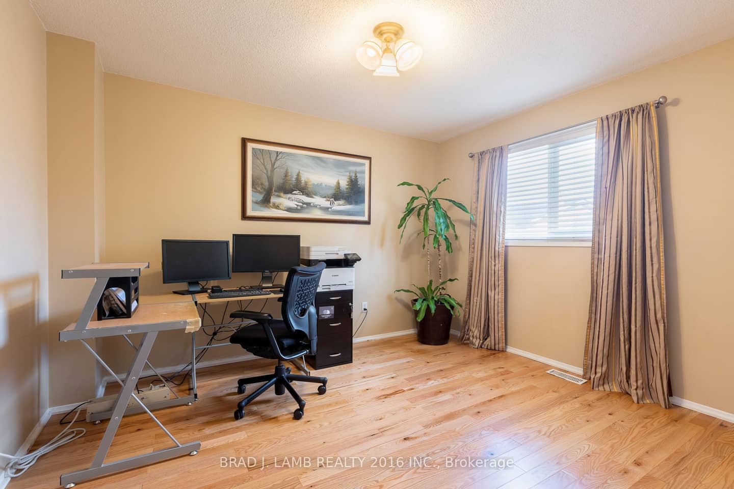 8 Burnley Place, Brampton, ON L6Z 2V1