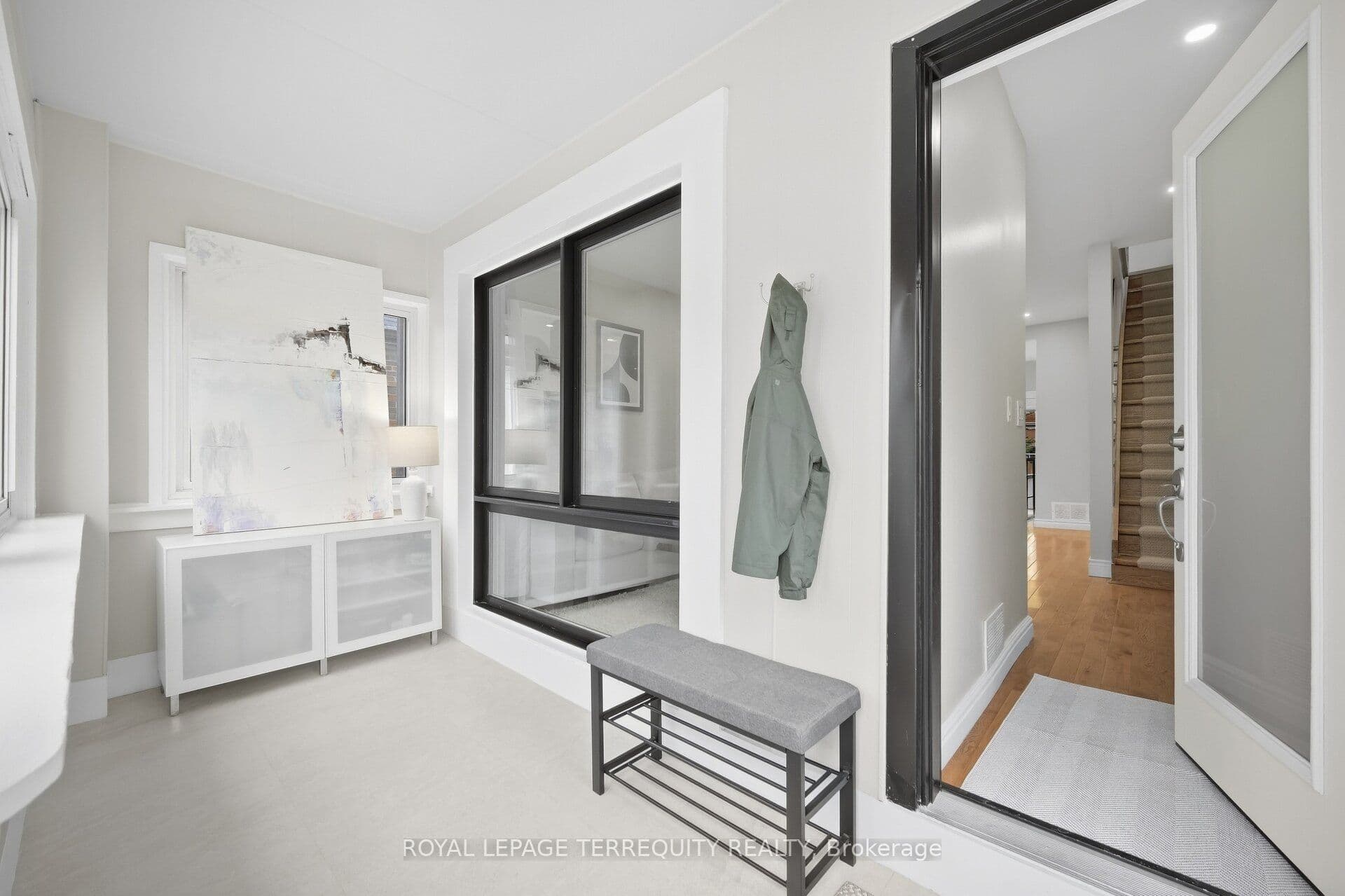 350 Lumsden Avenue, Toronto, ON M4C 2L3