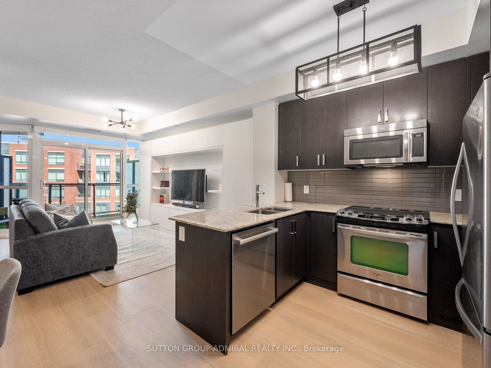 7608 Yonge Street 405, Vaughan, ON L4J 0J5