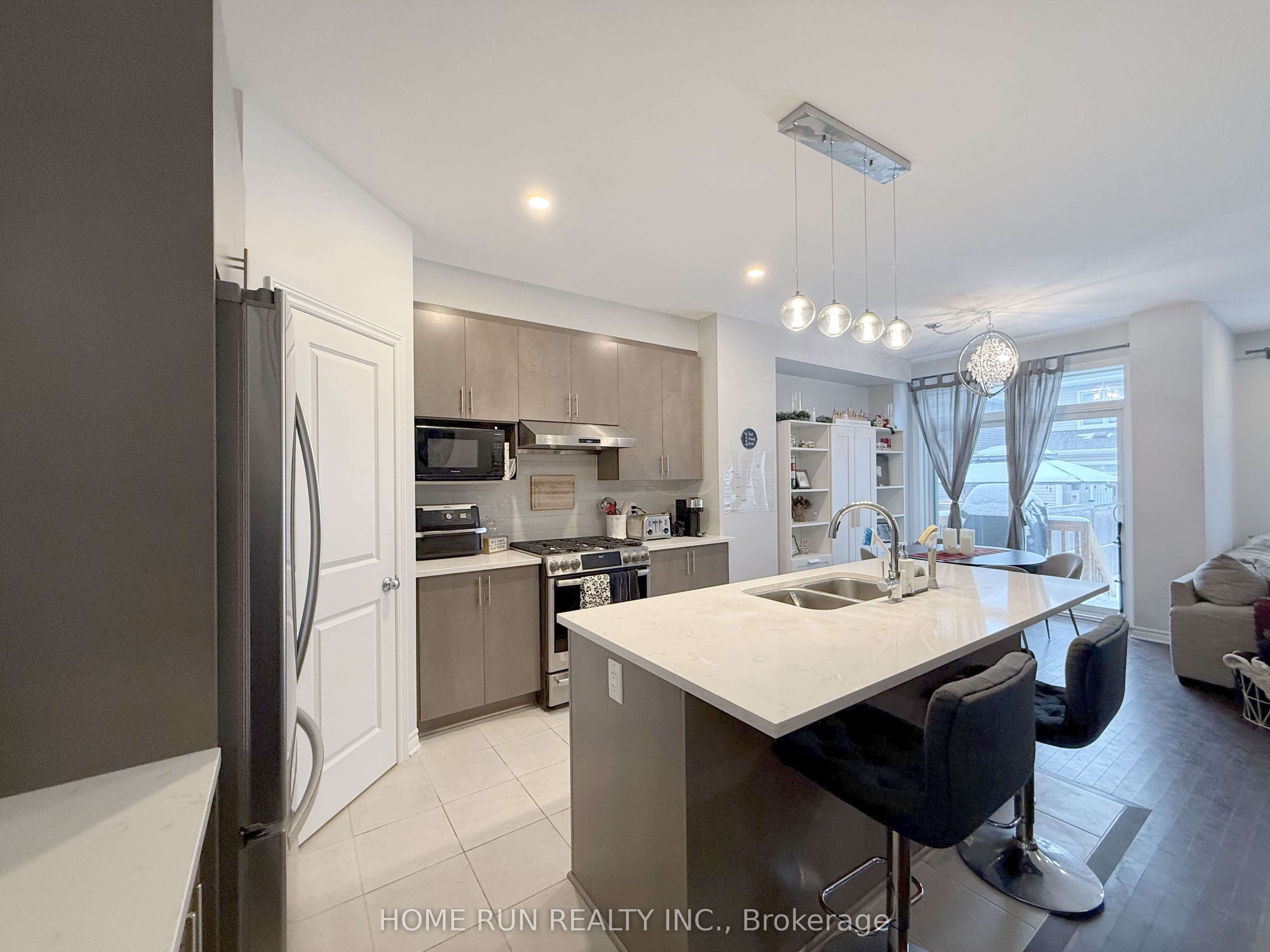 555 Jackdaw Avenue, Barrhaven, ON K2J 6M8