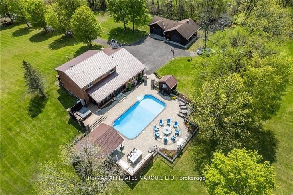 18521 COUNTY ROAD 19 Road, South Glengarry, ON K0C 2J0
