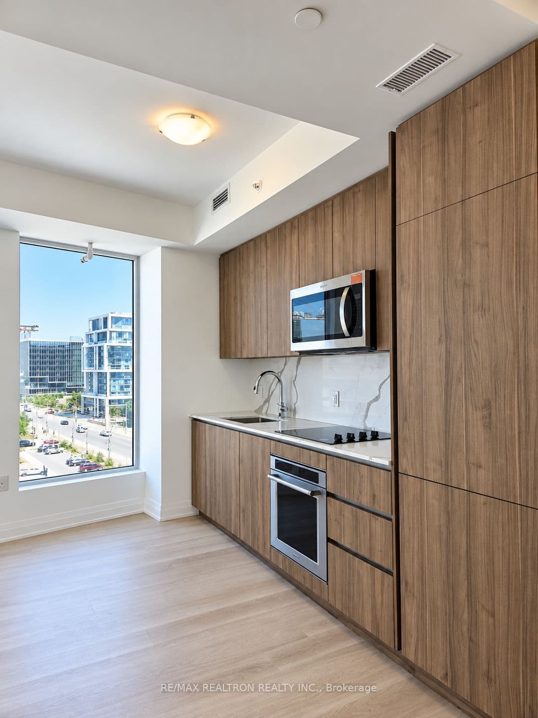 15 Richardson Street 705, Toronto, ON M5A 0Y5