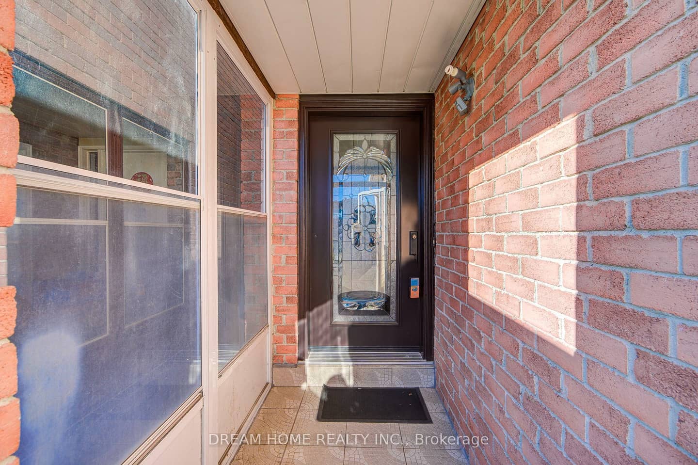 100 Douglas Haig Drive, Markham, ON L3S 1Z4