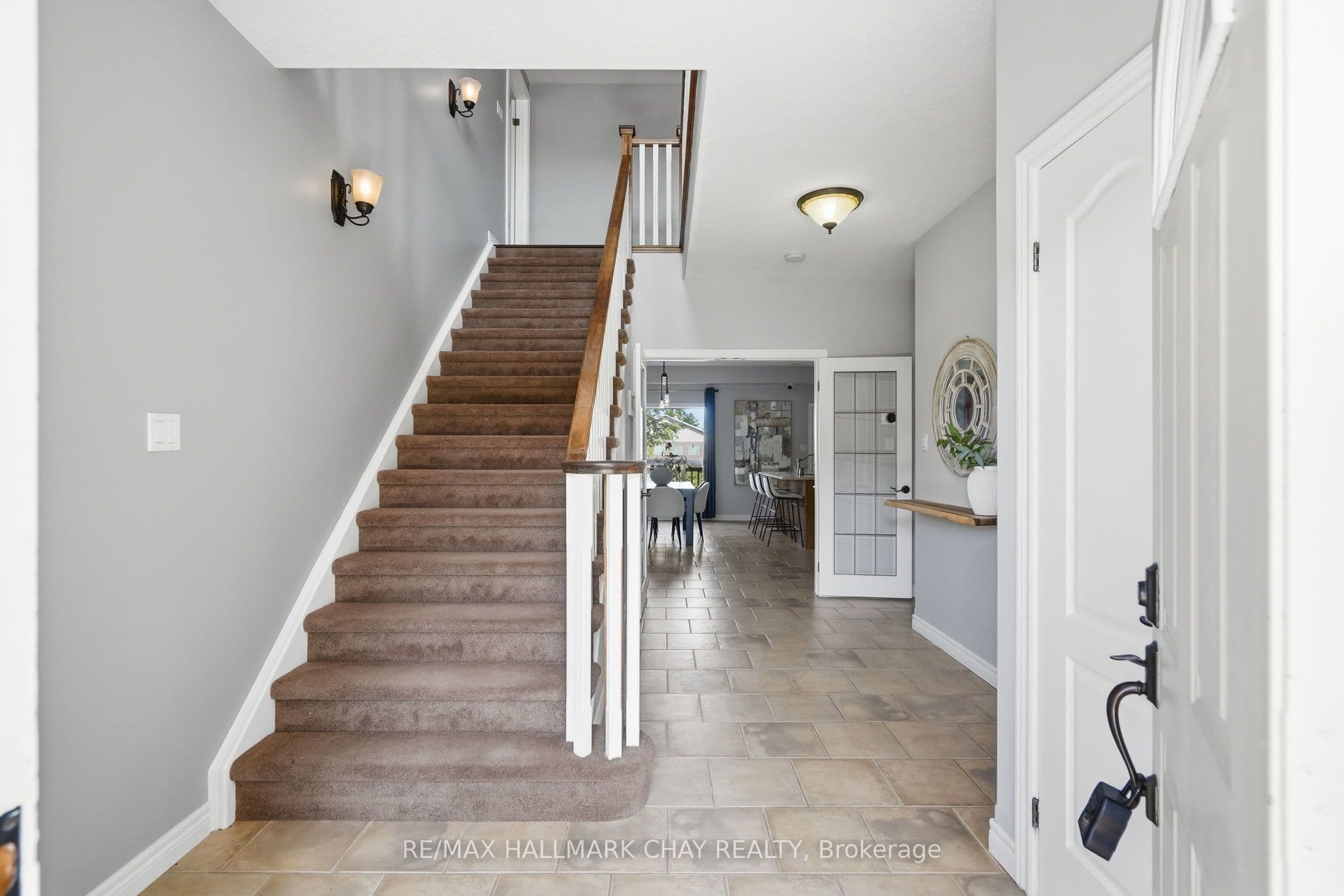 17 Armeda Clow Crescent, Essa, ON L0M 1B2