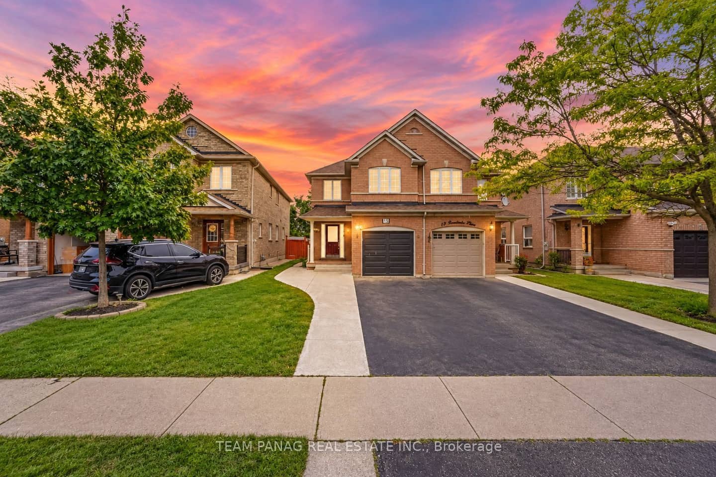 15 Revelstoke Place, Brampton, ON L6R 3G3