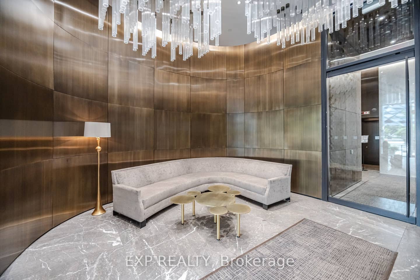 200 Bloor Street W 2505, Toronto, ON M5S 0B1