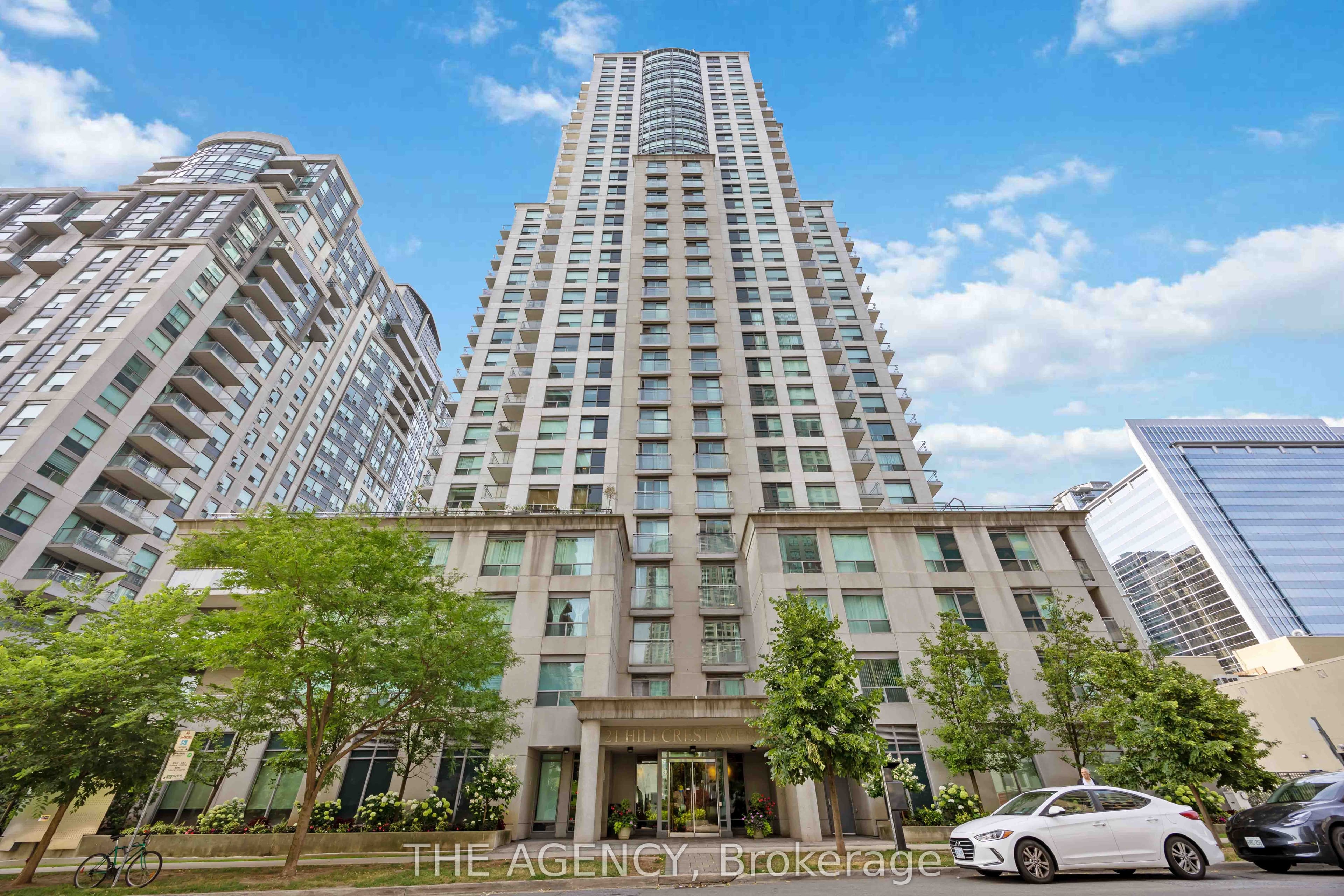 21 Hillcrest Avenue 3001, Toronto, ON M2N 7K2