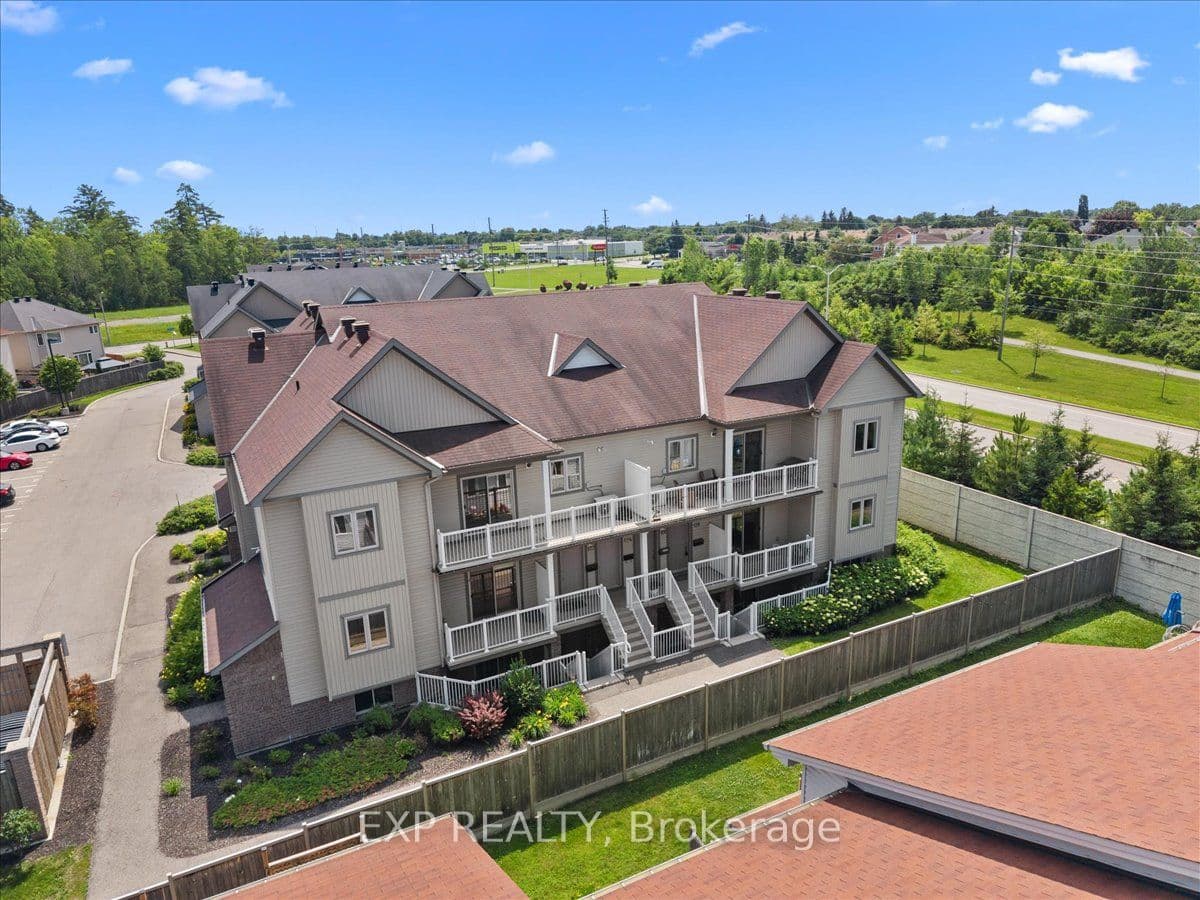 128 Sternes Private, Orleans - Cumberland and Area, ON K4A 0X8
