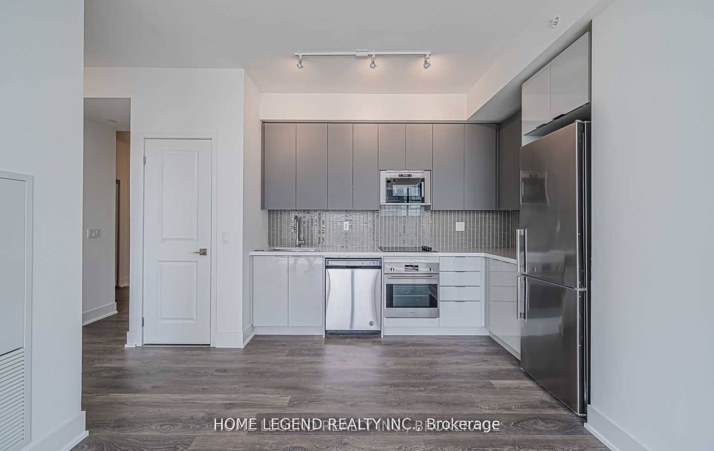 2916 Highway 7 Road W 1802, Vaughan, ON L4K 0K6