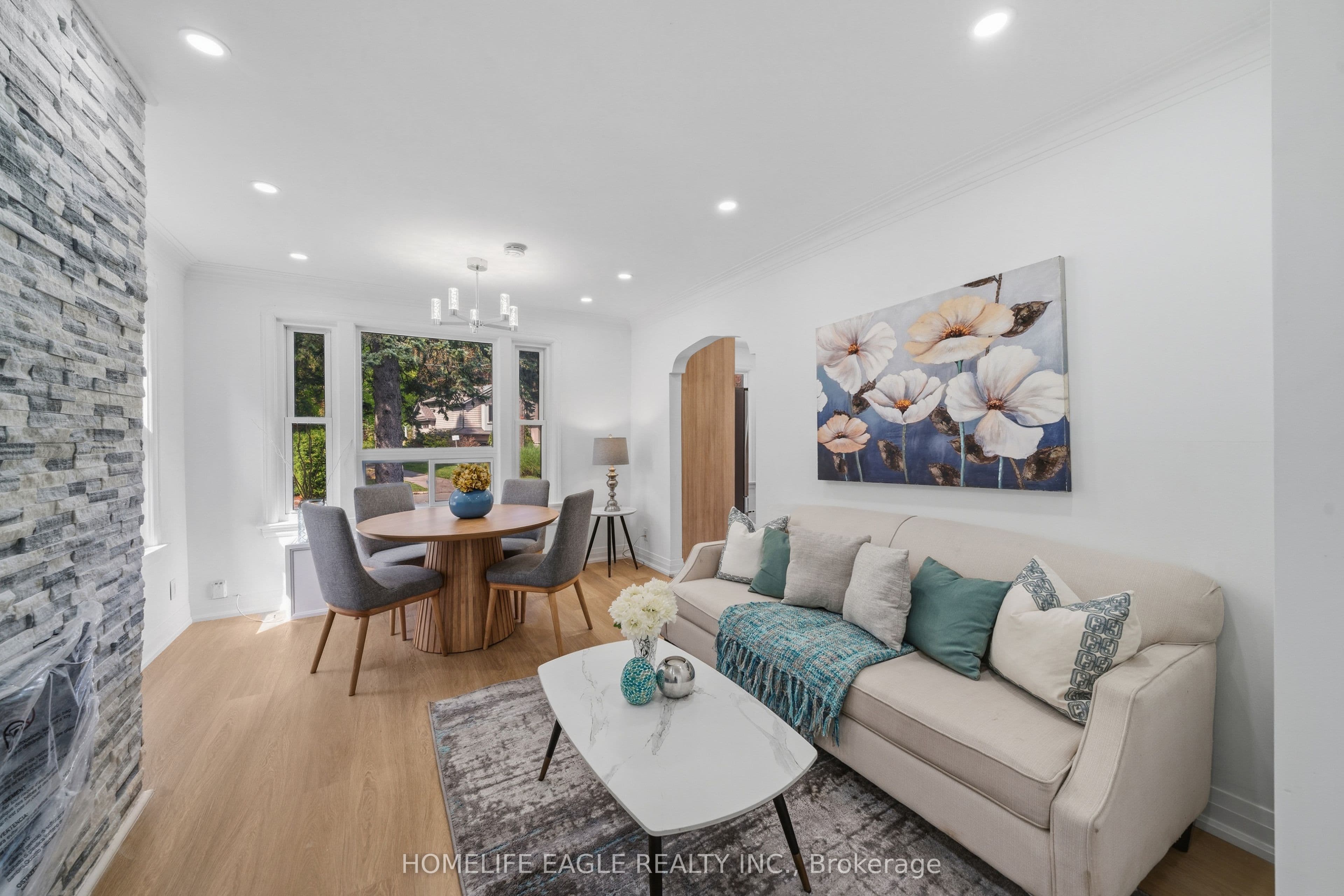 3 Bluewater Avenue, Toronto, ON M1N 1K3