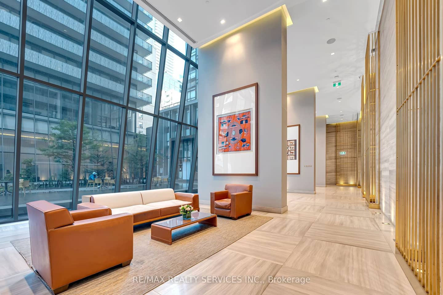 50 Charles Street E 711, Toronto, ON M4Y 0C3