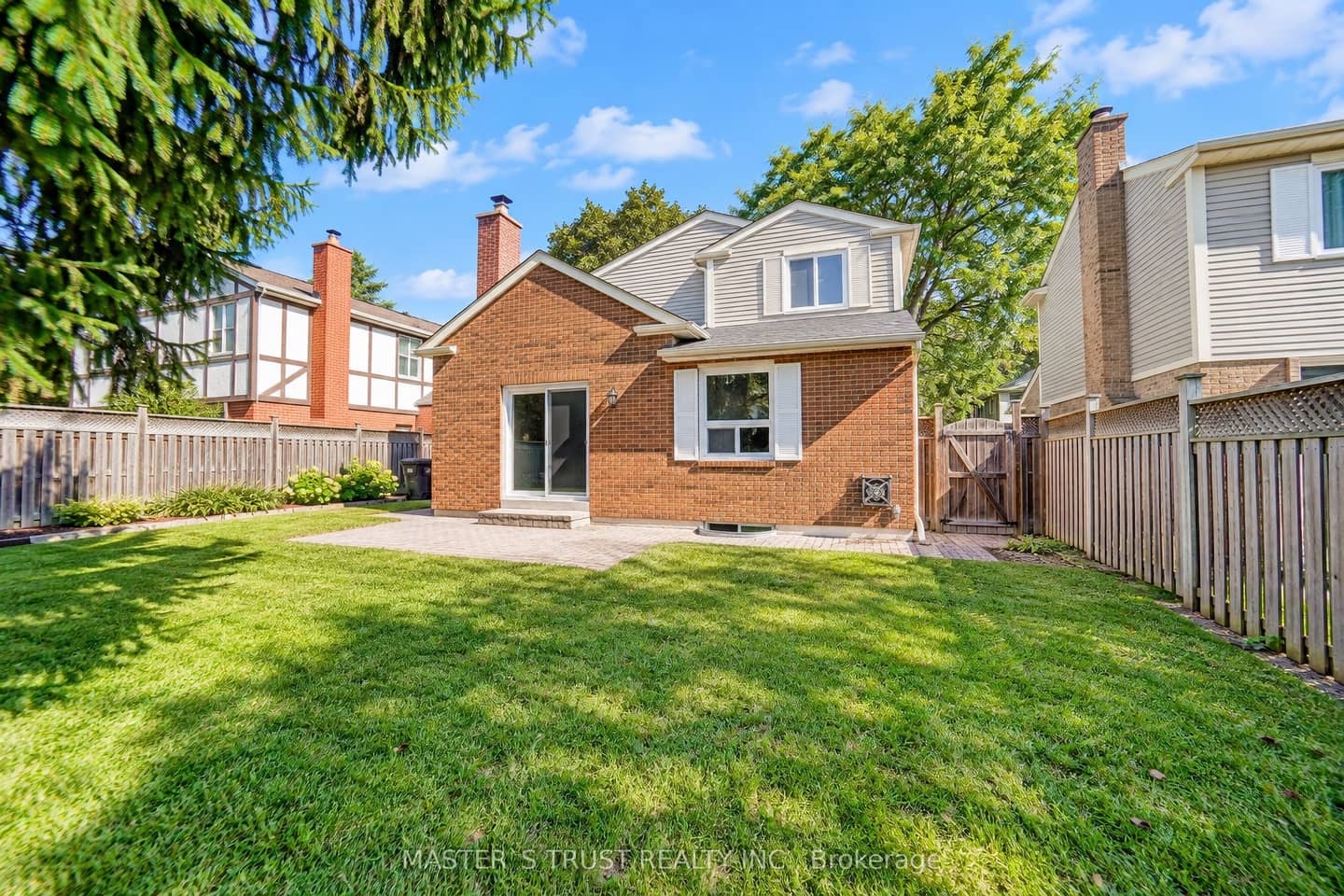 3 Longbow Square, Toronto, ON M1W 2W6