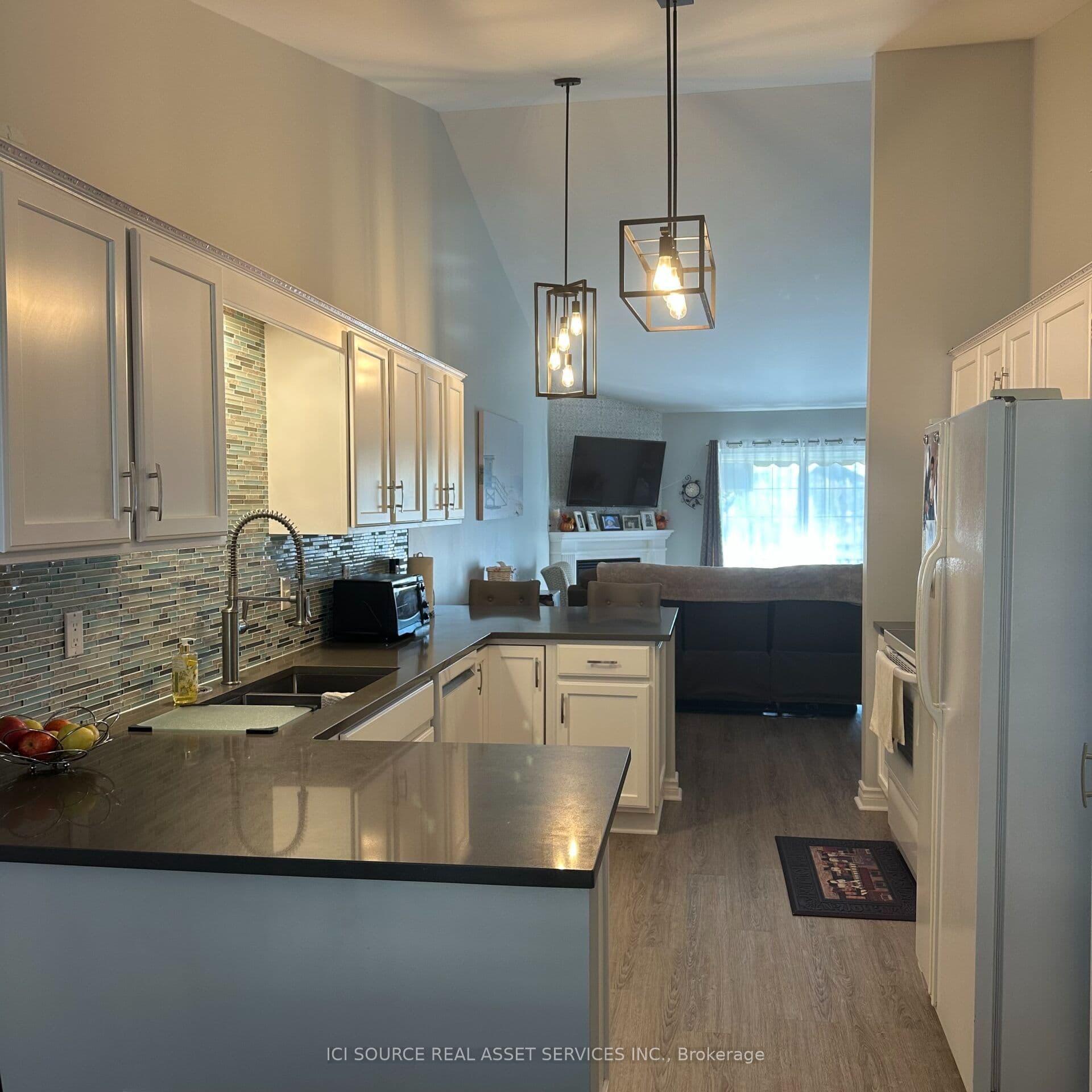 1576 Blue Heron Drive, Windsor, ON N8P 1L6