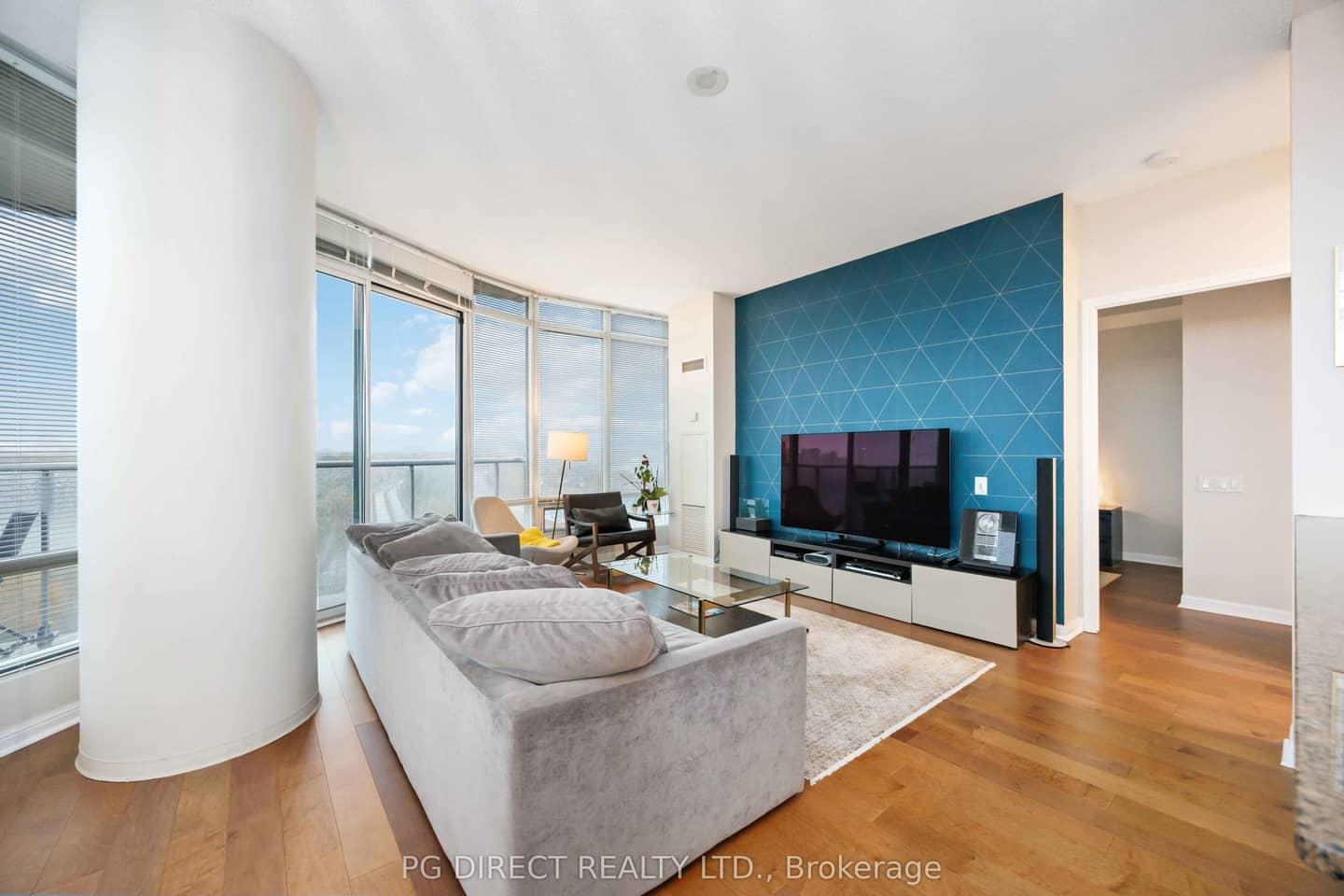 15 Windermere Avenue 1505, Toronto, ON M6S 5A2