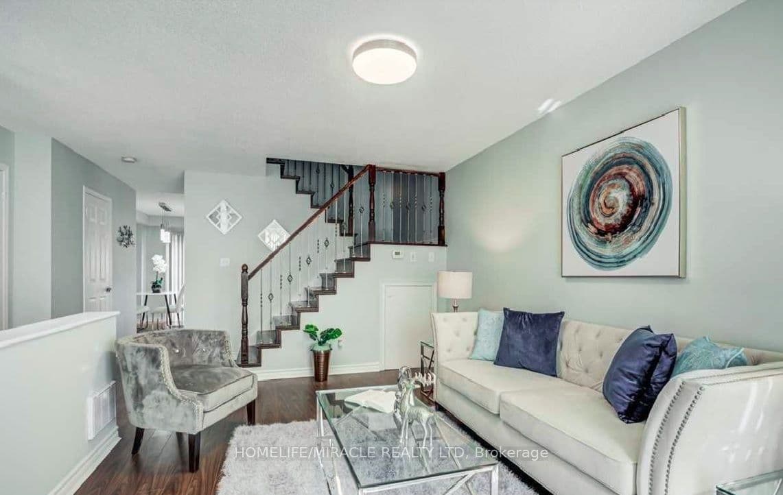 4200 Kingston Road 12, Toronto, ON M1E 2M6