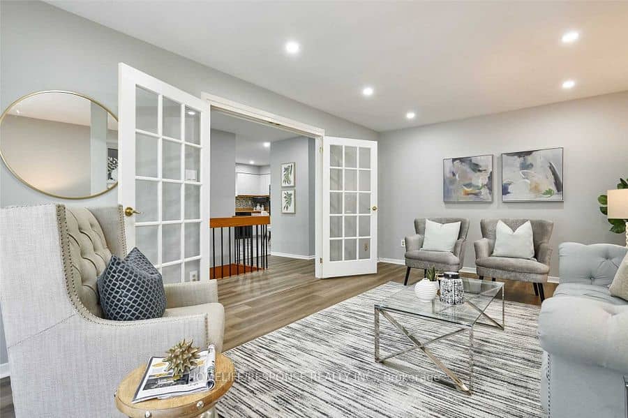 787 SHEPPARD Avenue, Pickering, ON L1V 1G4