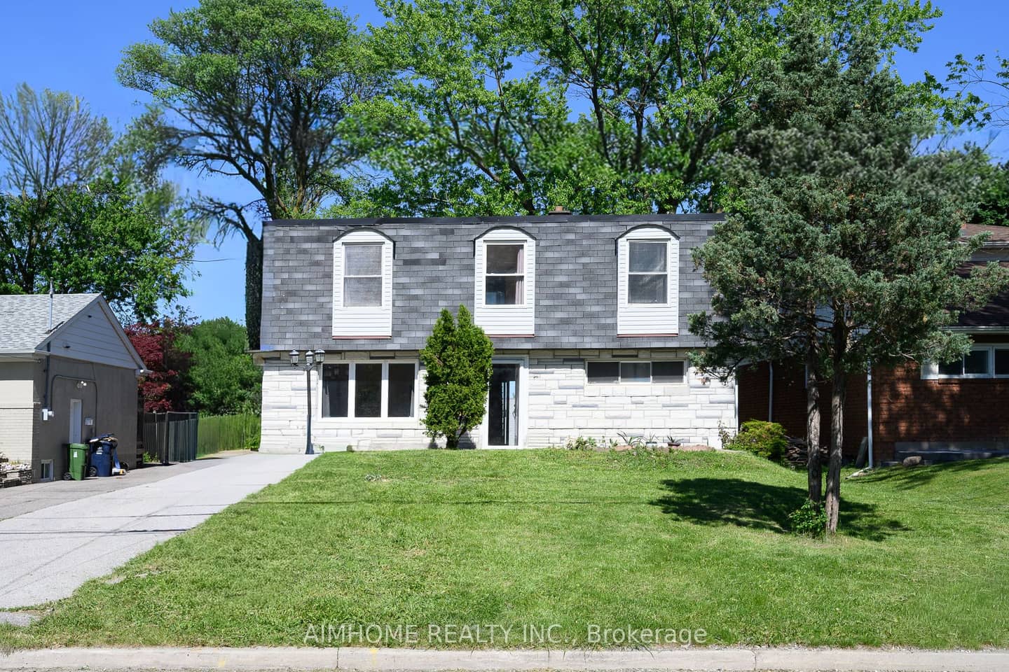 49 Bellefontaine Street, Toronto, ON M1S 1J6