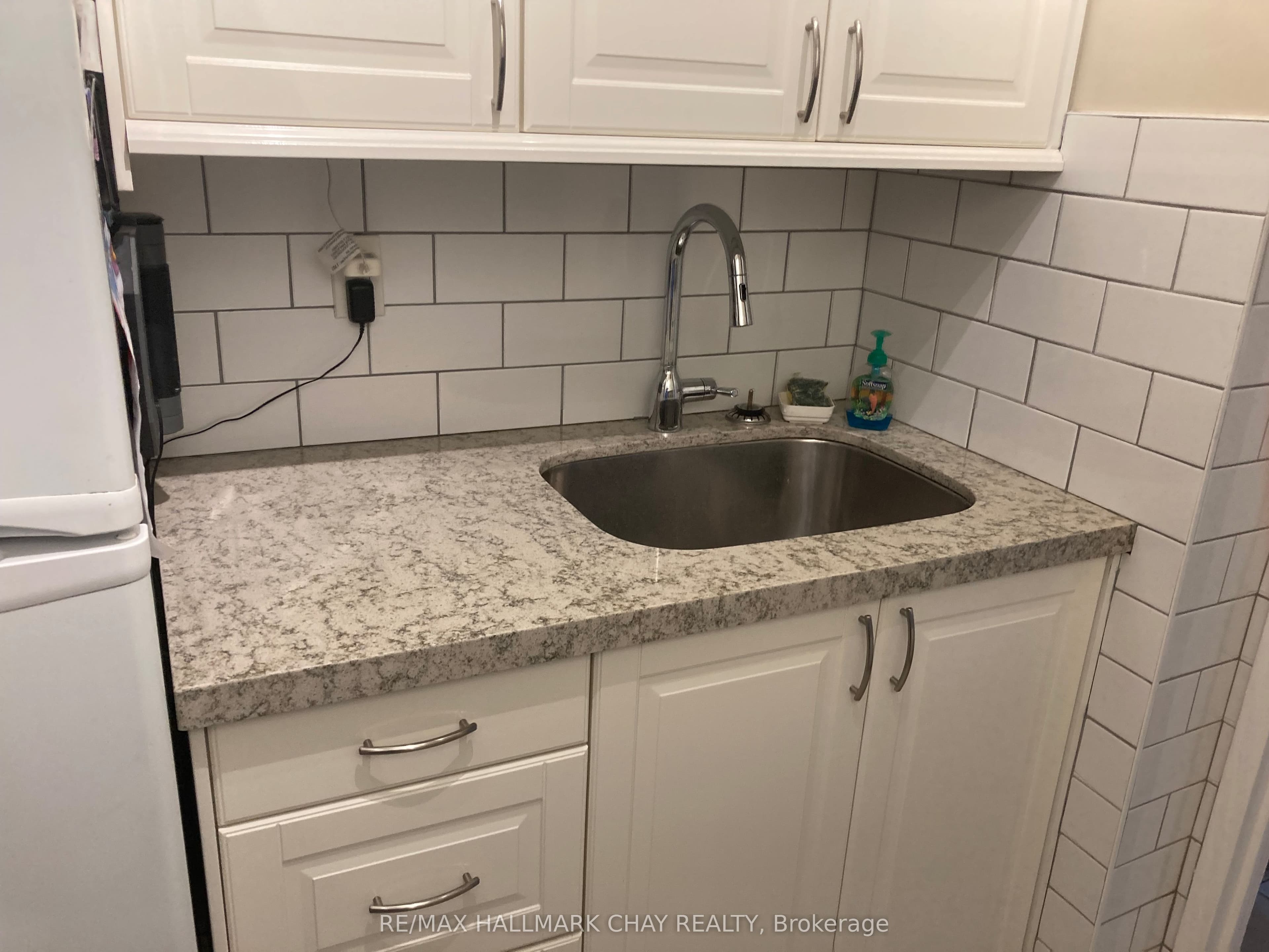 3065 Queen Frederica Drive 604, Mississauga, ON L4Y 3A3