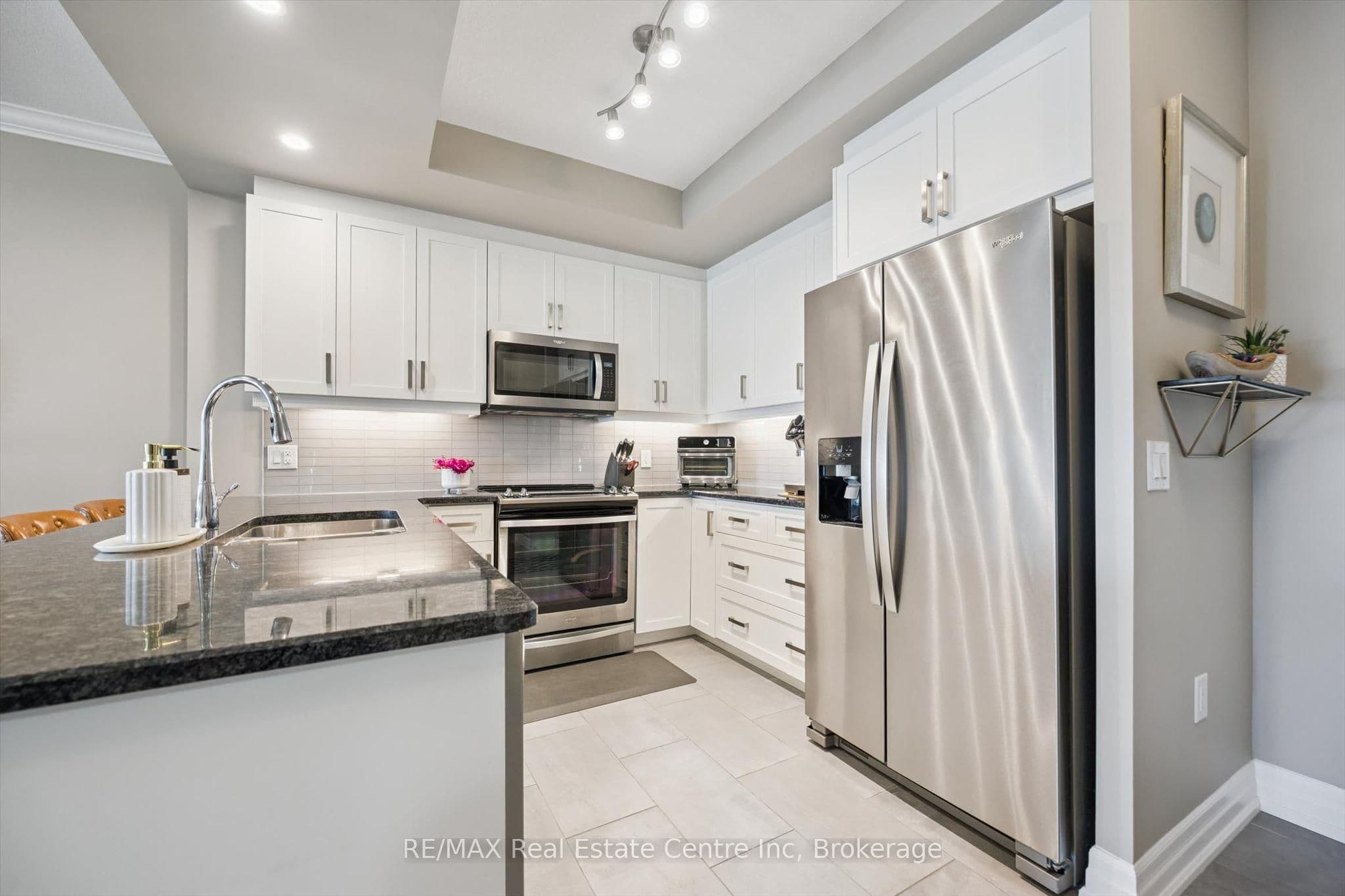 1878 GORDON Street 605, Guelph, ON N1L 0P4