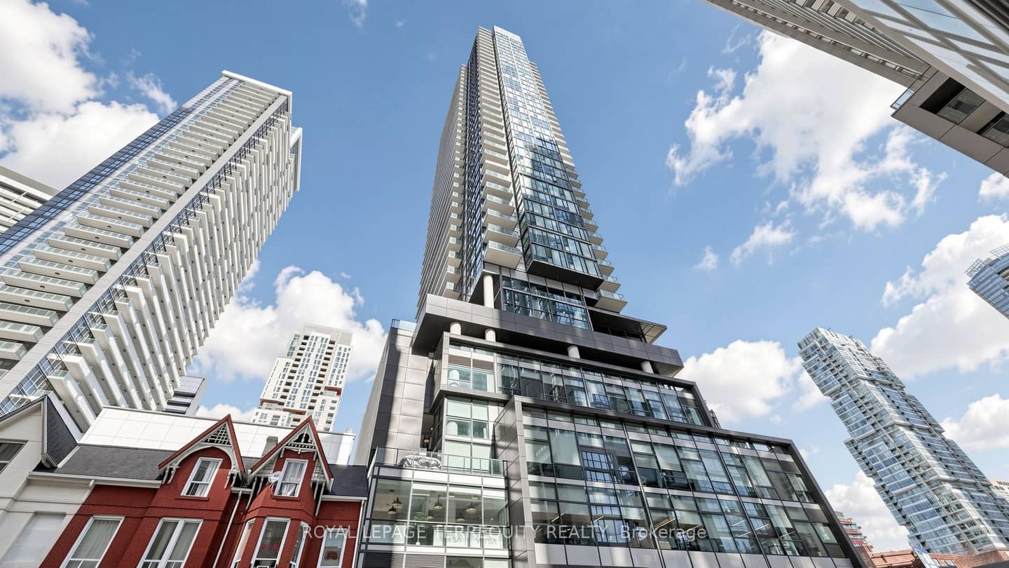 290 Adelaide Street W 3512, Toronto, ON M5V 0P3