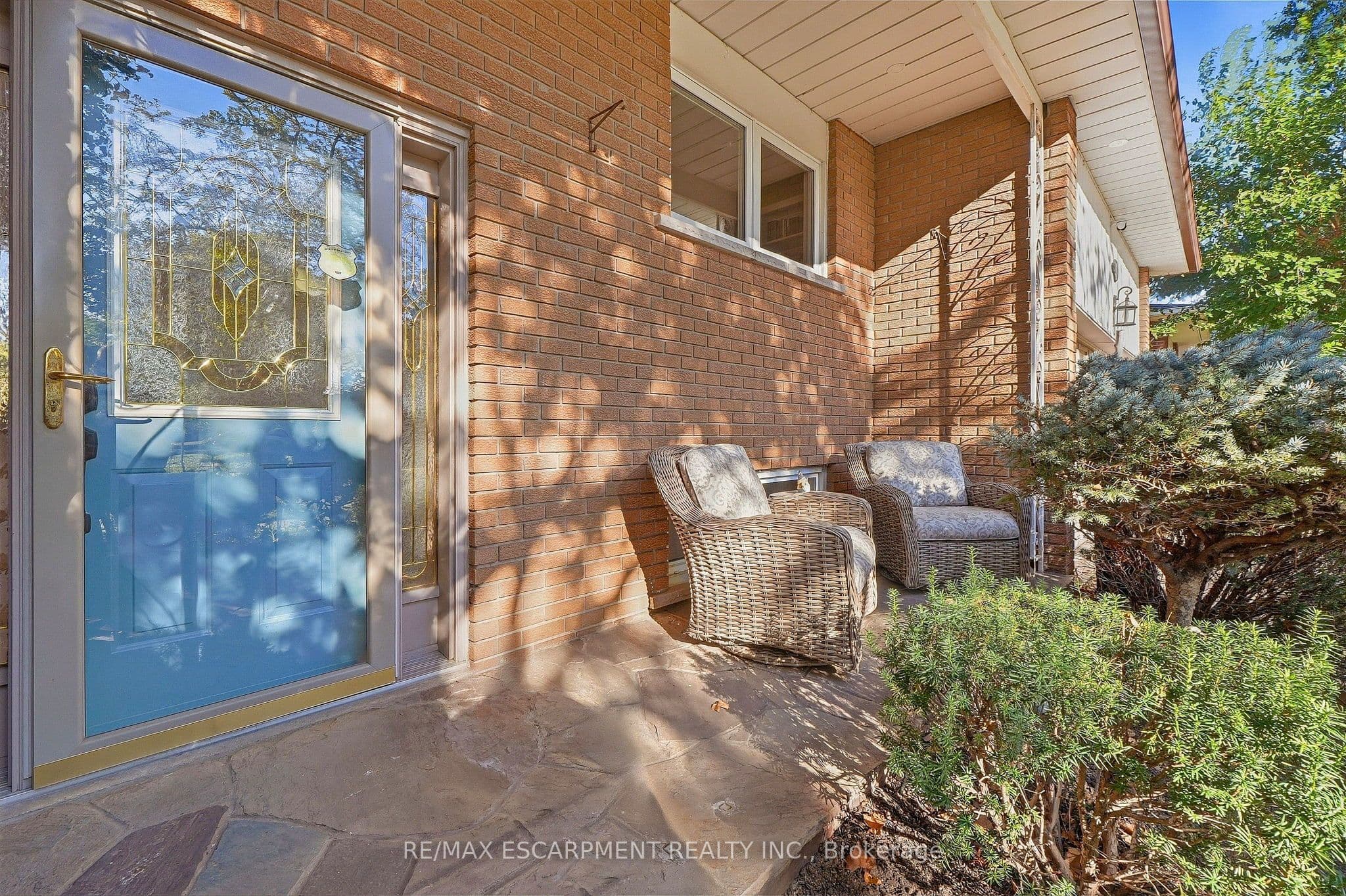 1060 Dowland Crescent, Burlington, ON L7T 4C8