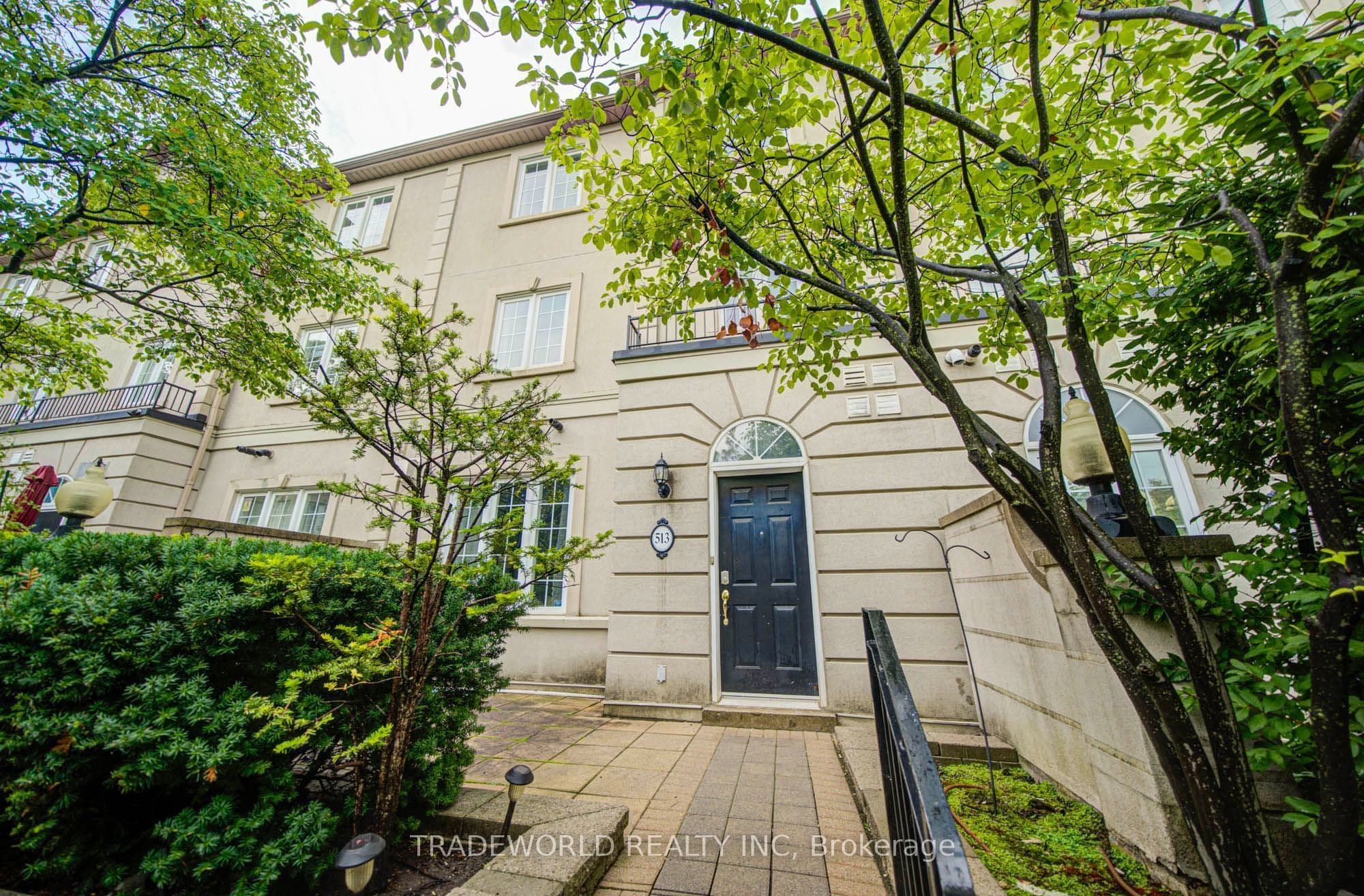 37 Avondale Avenue 513, Toronto, ON M2N 7C1